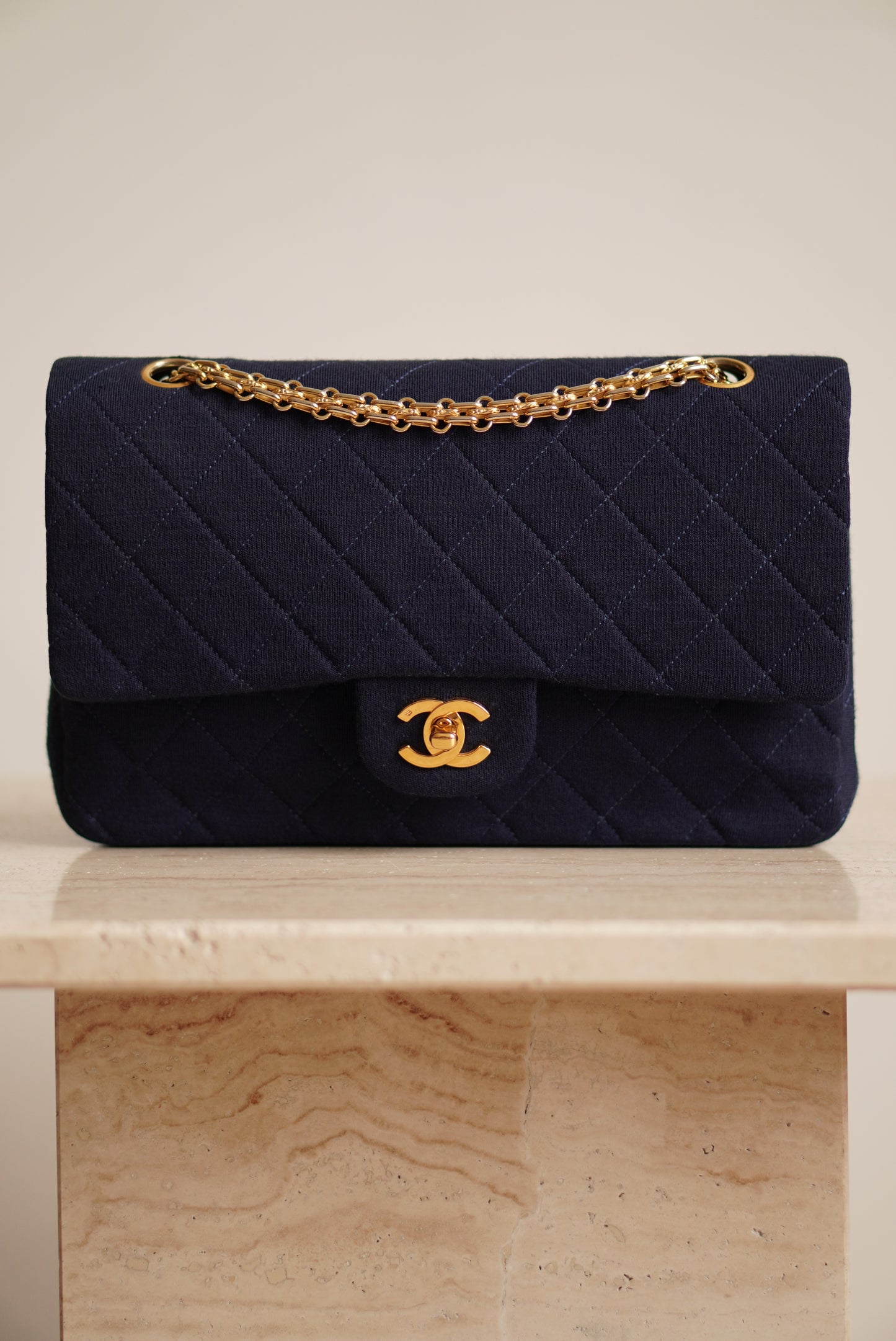 CHANEL CLASSIC MEDIUM DOUBLE FLAP | NAVY BLUE