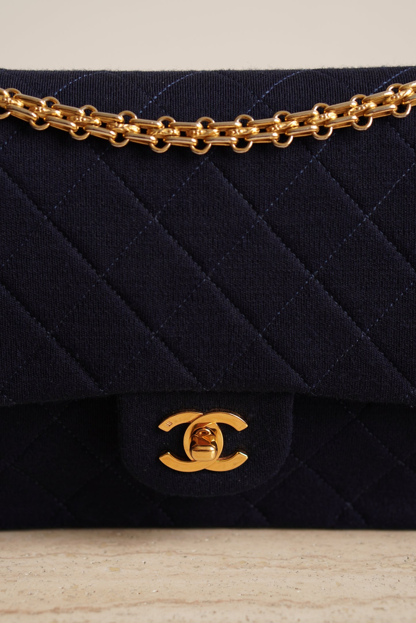 CHANEL CLASSIC MEDIUM DOUBLE FLAP | NAVY BLUE