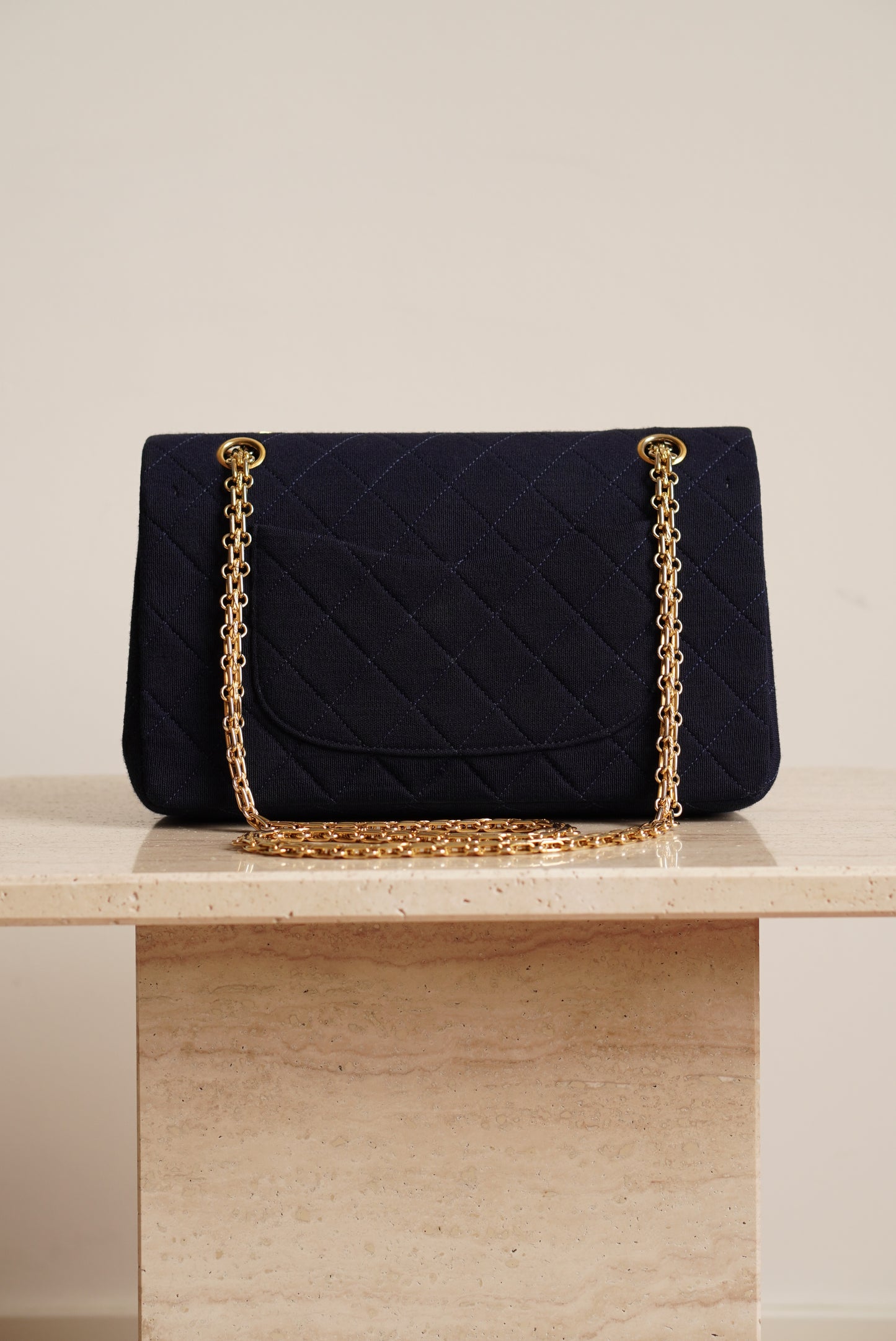 CHANEL CLASSIC MEDIUM DOUBLE FLAP | NAVY BLUE