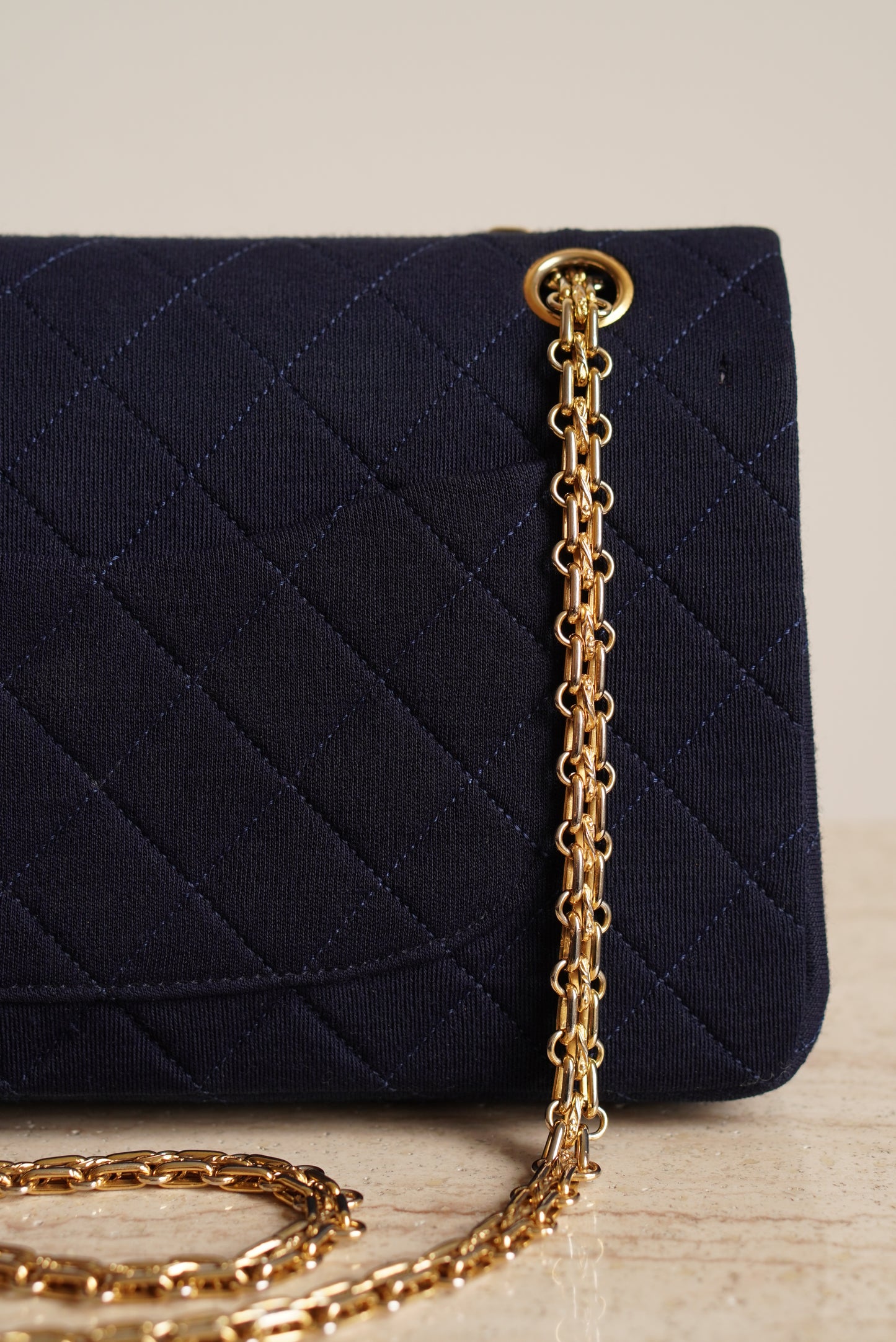 CHANEL CLASSIC MEDIUM DOUBLE FLAP | NAVY BLUE