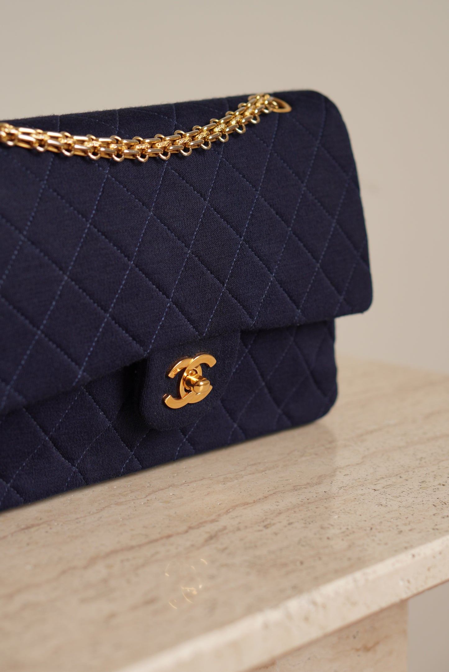 CHANEL CLASSIC MEDIUM DOUBLE FLAP | NAVY BLUE