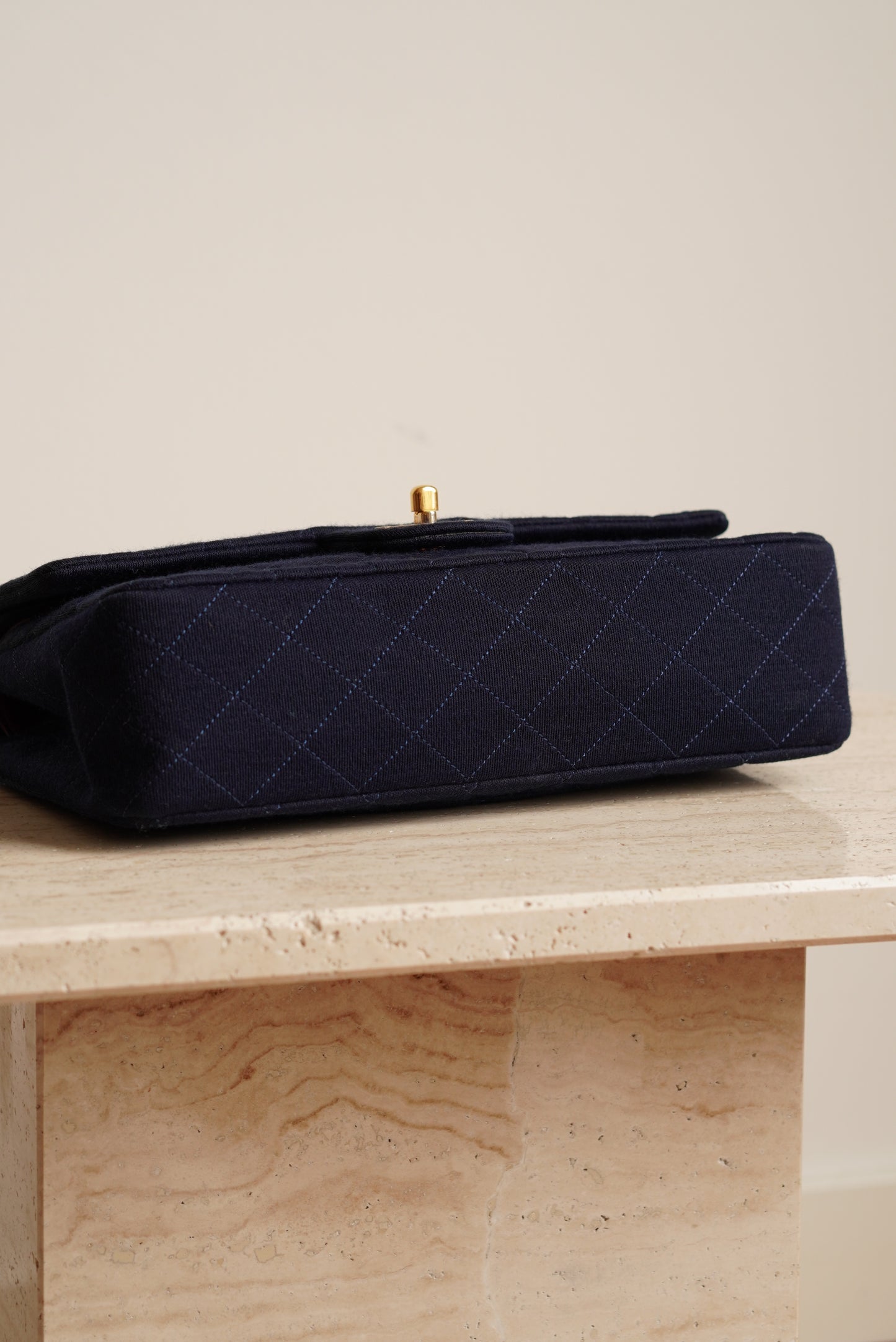 CHANEL CLASSIC MEDIUM DOUBLE FLAP | NAVY BLUE