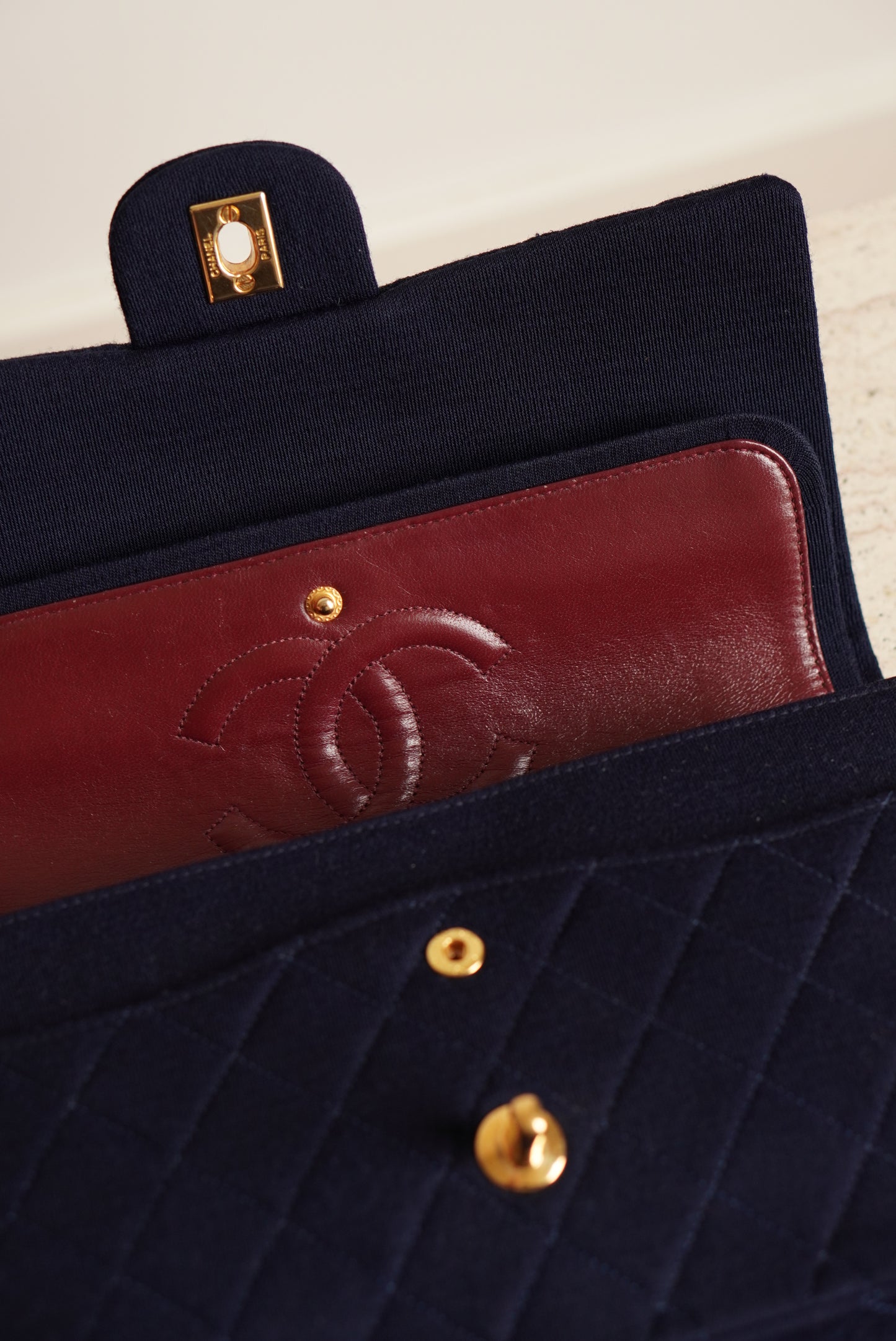 CHANEL CLASSIC MEDIUM DOUBLE FLAP | NAVY BLUE