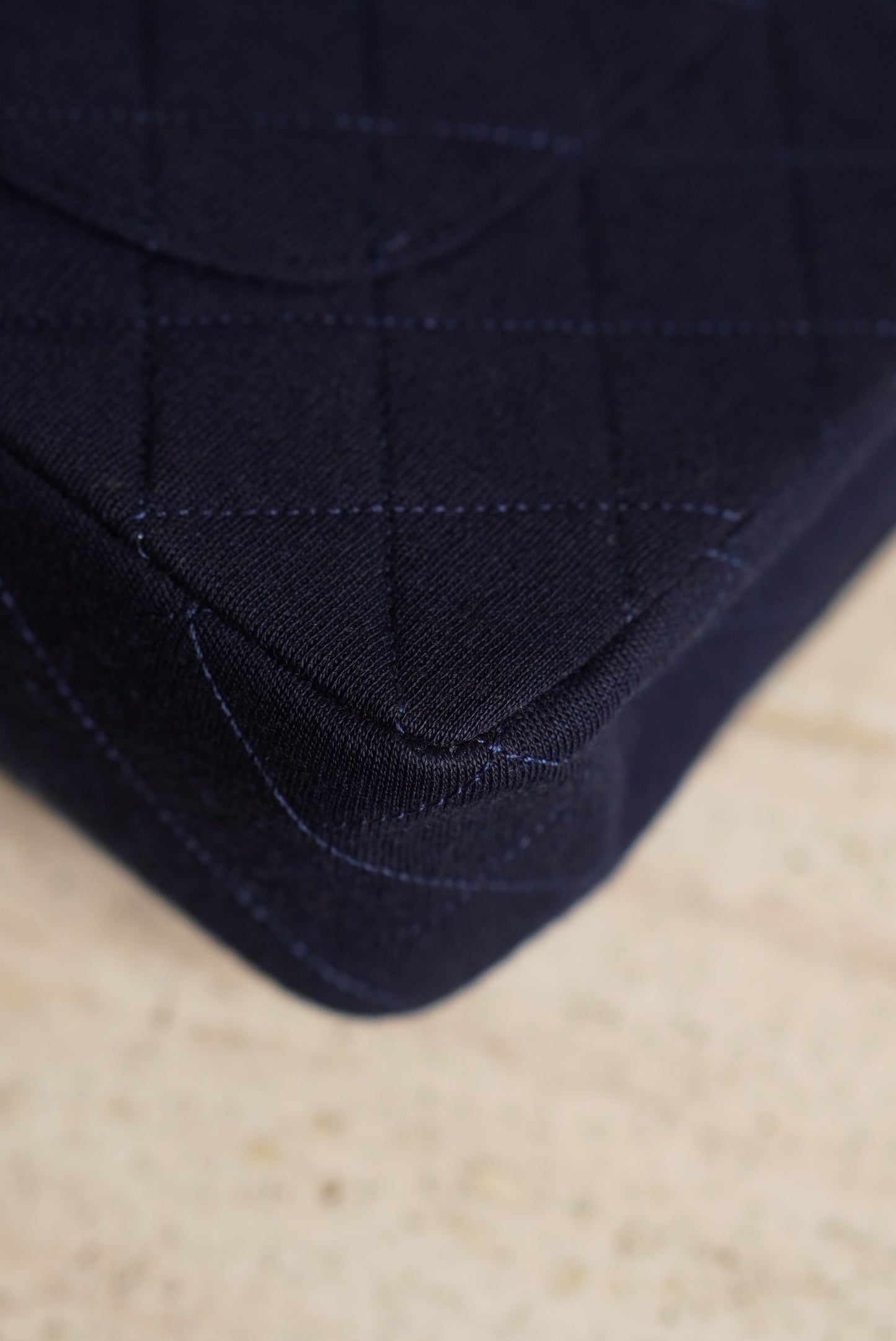 CHANEL CLASSIC MEDIUM DOUBLE FLAP | NAVY BLUE