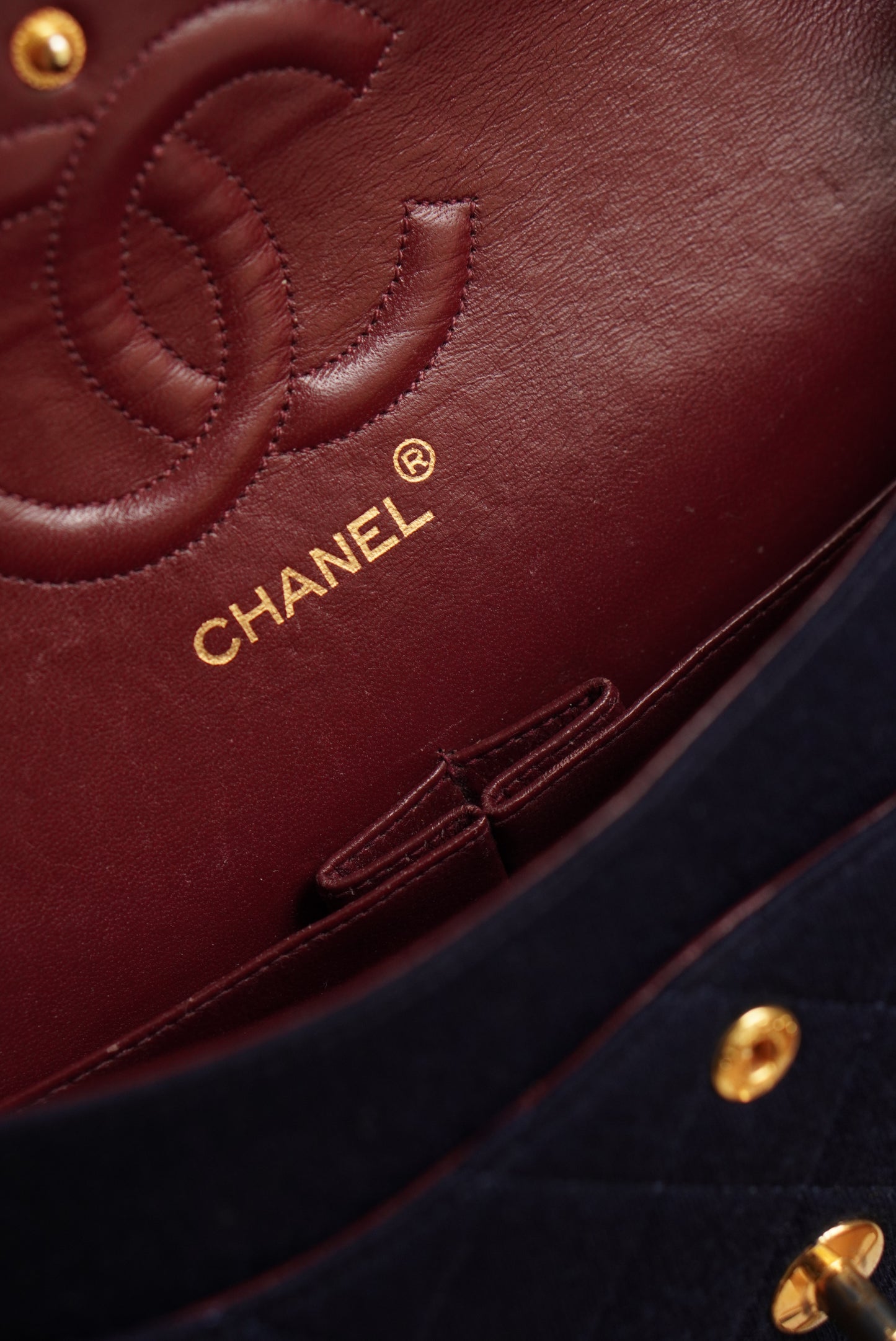 CHANEL CLASSIC MEDIUM DOUBLE FLAP | NAVY BLUE