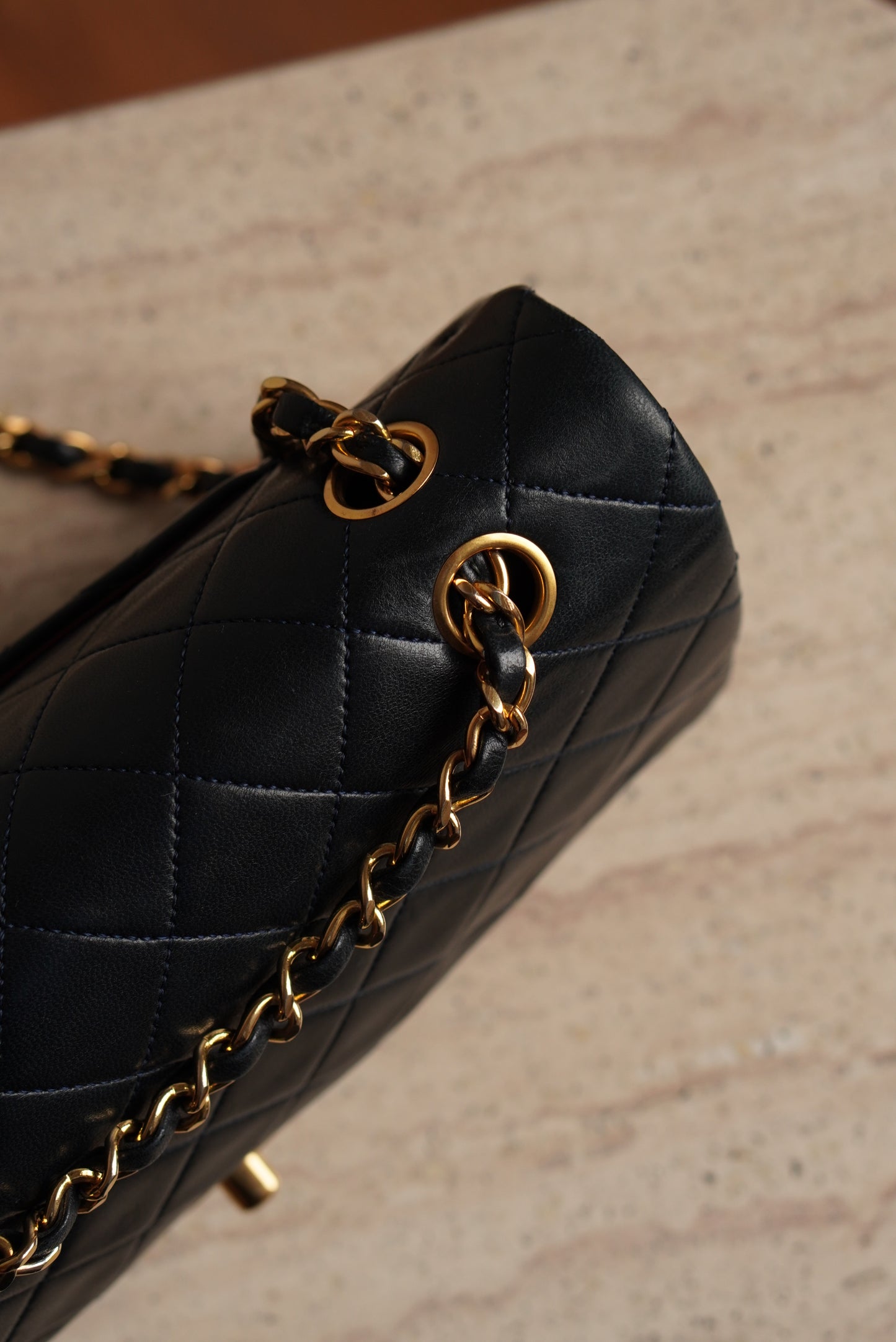CHANEL CLASSIC MEDIUM DOUBLE FLAP | NAVY BLUE