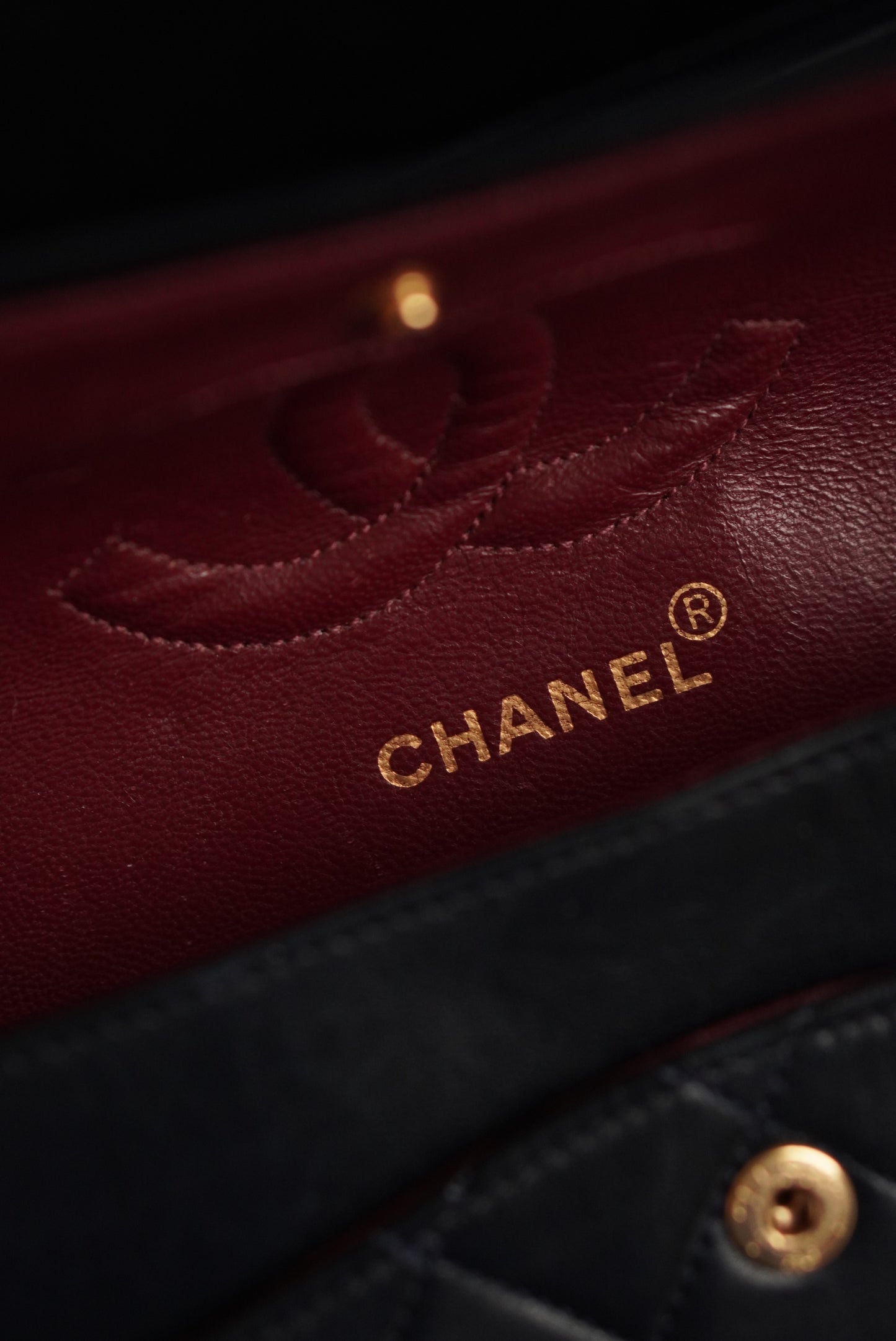 CHANEL CLASSIC MEDIUM DOUBLE FLAP | NAVY BLUE
