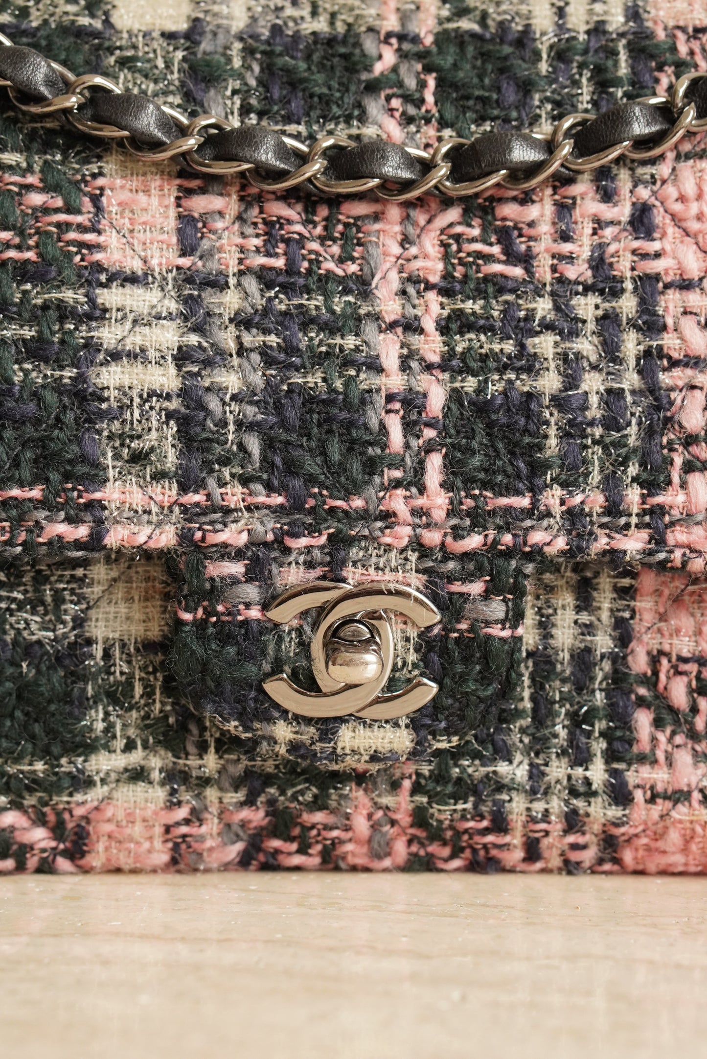 CHANEL CLASSIC MEDIUM DOUBLE FLAP | TWEED