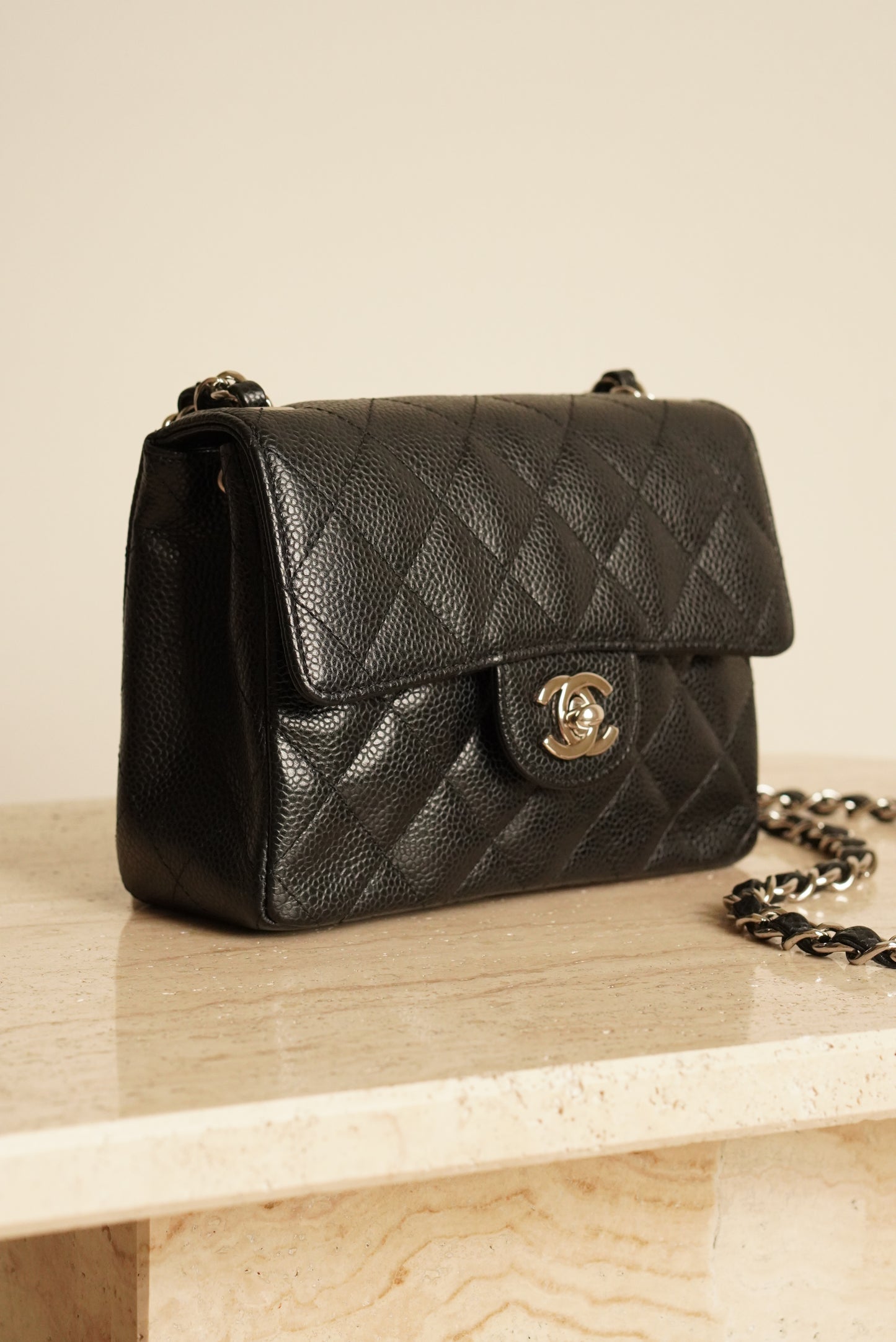 CHANEL CLASSIC MINI SQUARE | BLACK