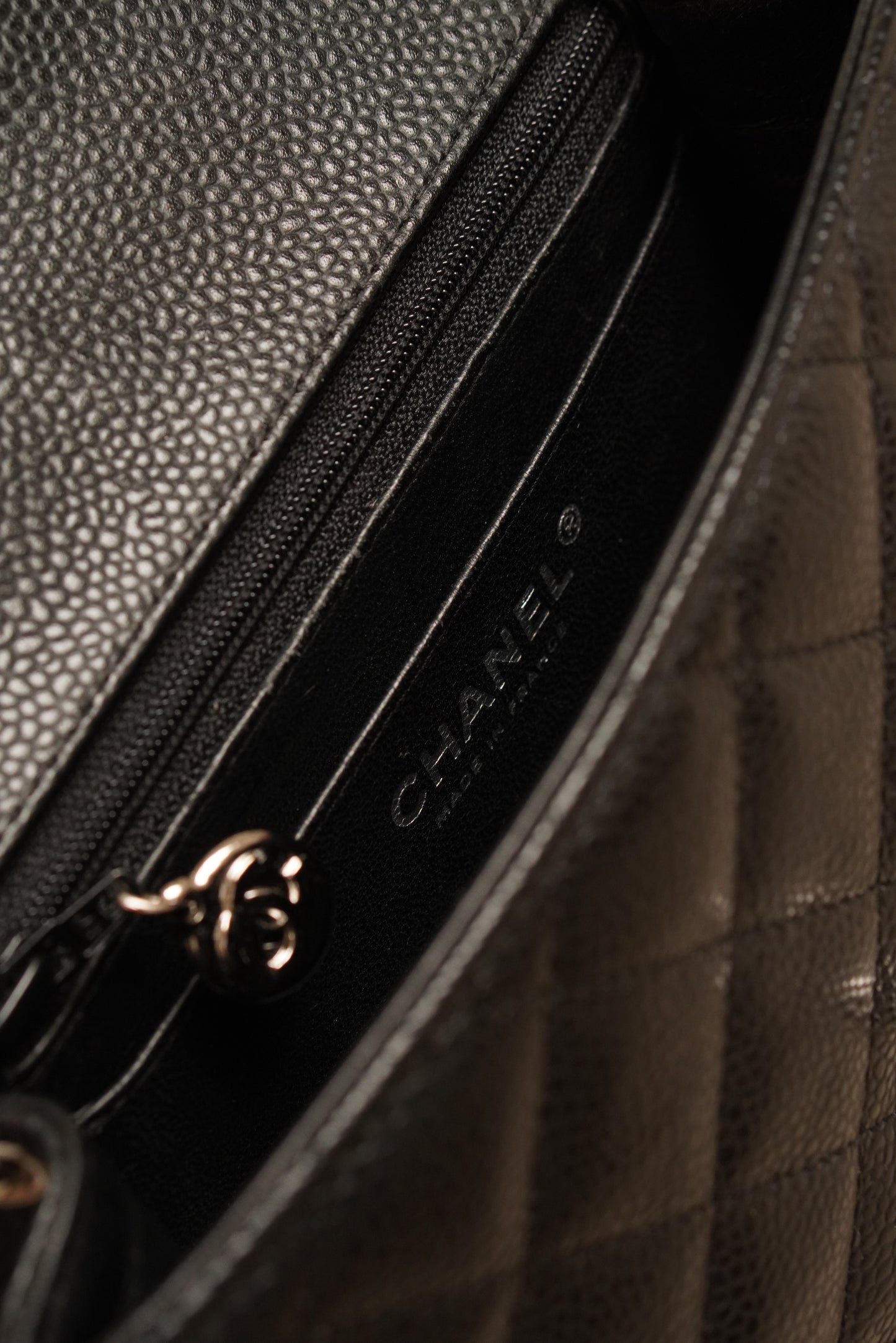 CHANEL CLASSIC MINI SQUARE | BLACK