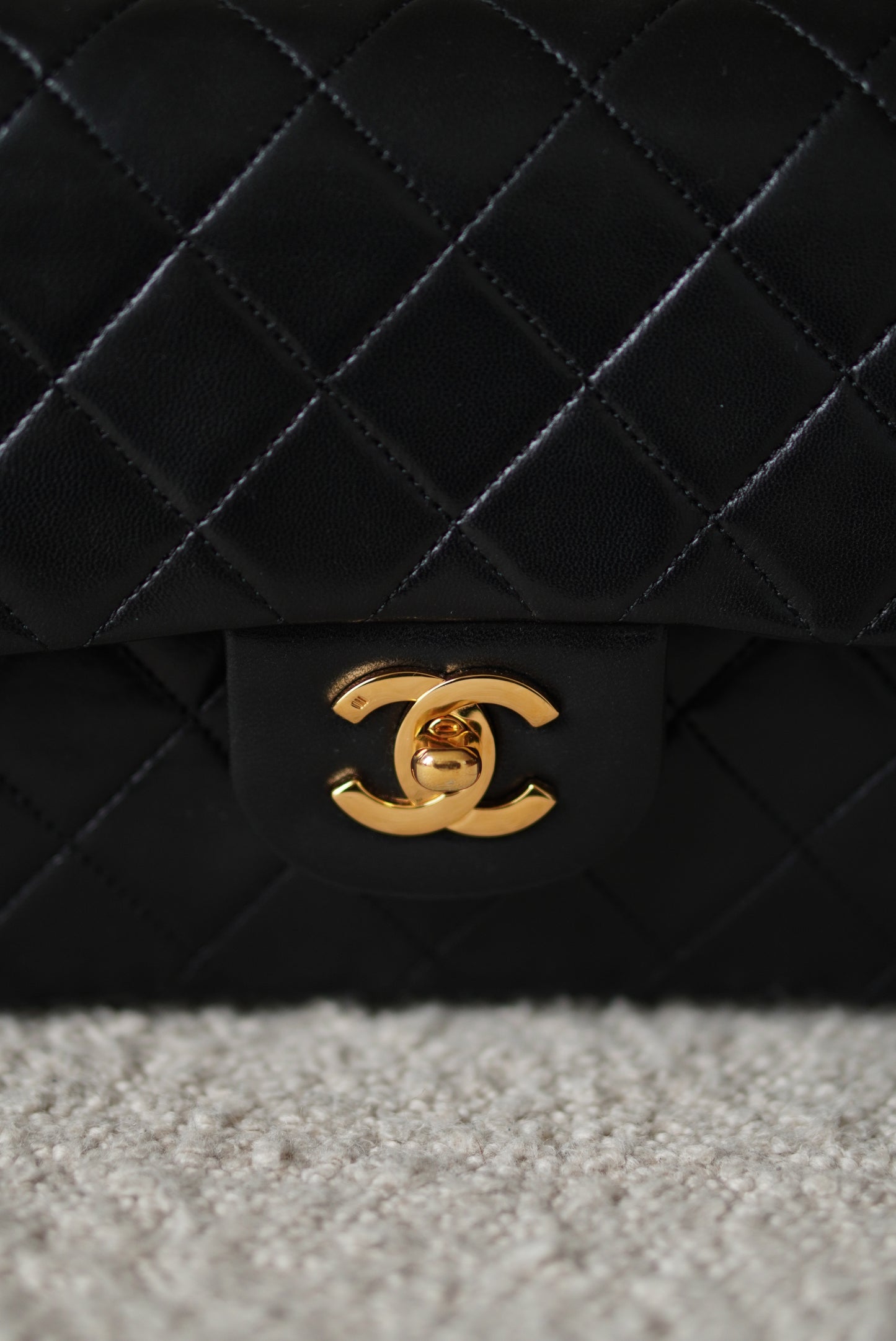 CHANEL CLASSIC SMALL DOUBLE FLAP