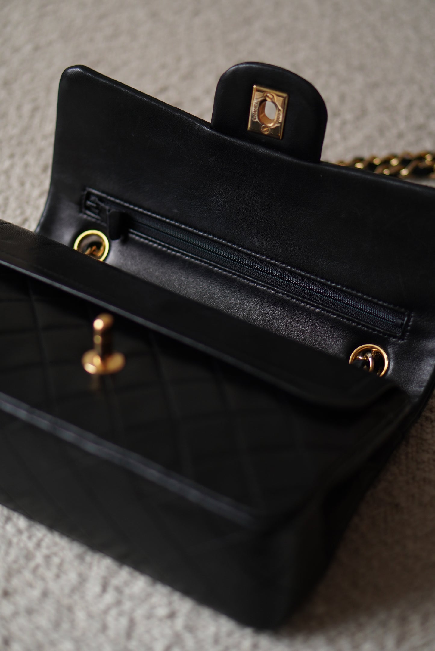CHANEL CLASSIC SMALL DOUBLE FLAP