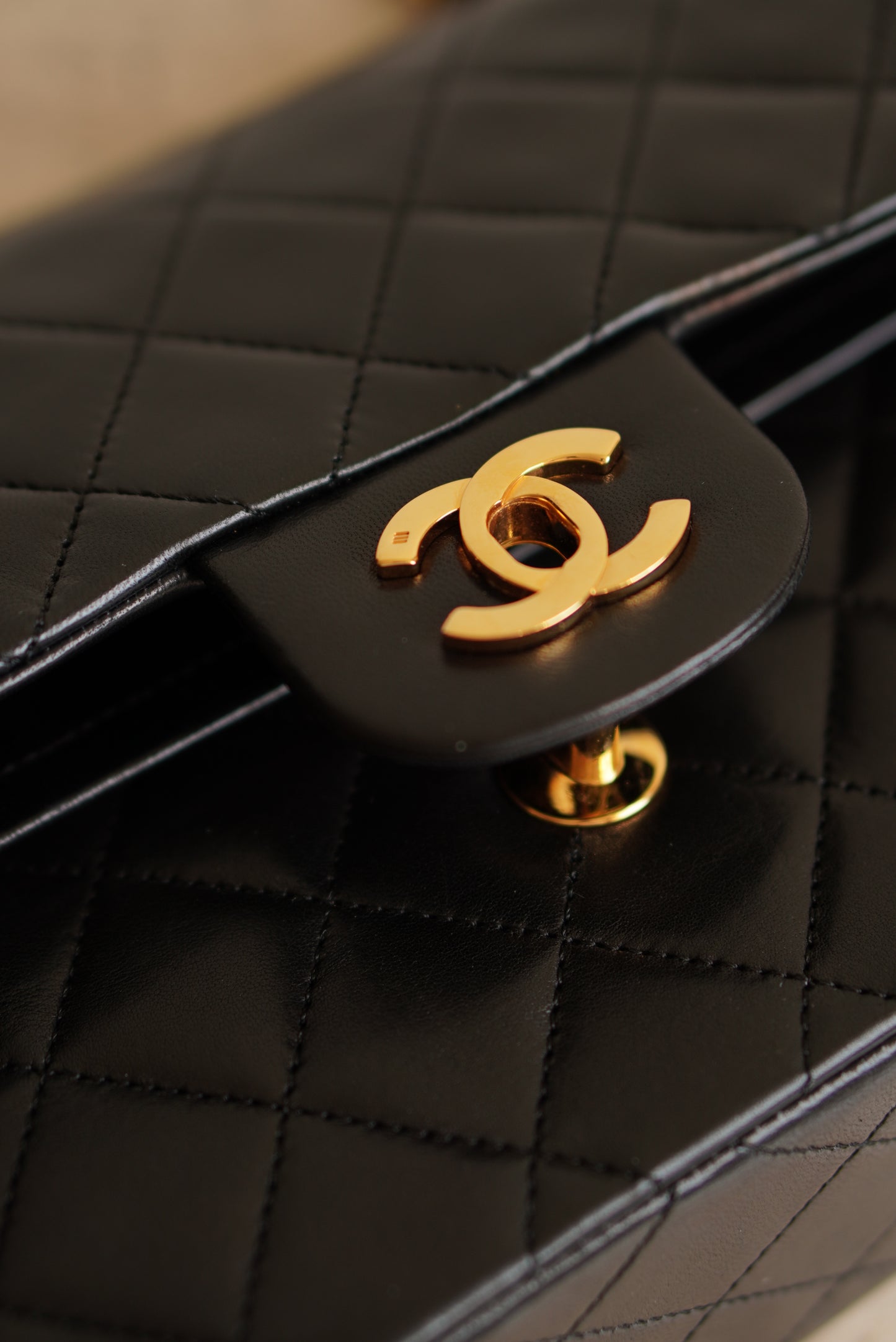CHANEL CLASSIC SMALL DOUBLE FLAP