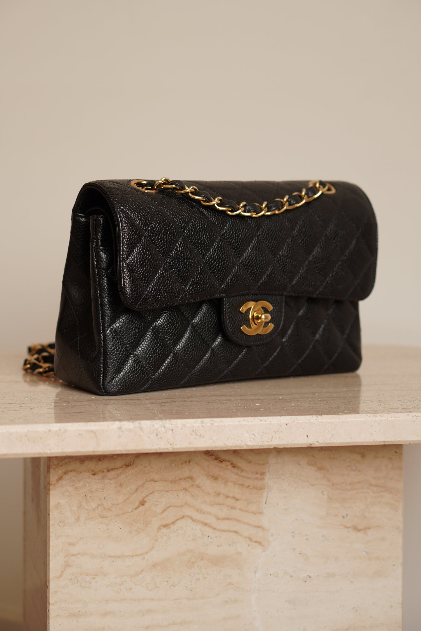 CHANEL CLASSIC SMALL DOUBLE FLAP | BLACK