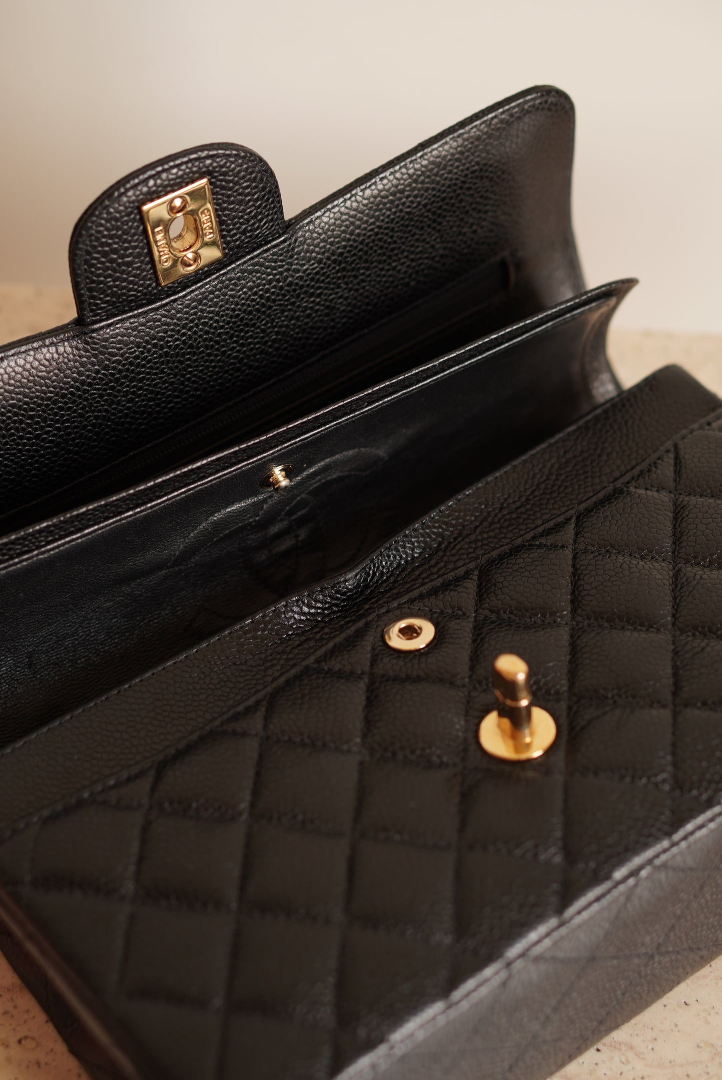 CHANEL CLASSIC SMALL DOUBLE FLAP | BLACK