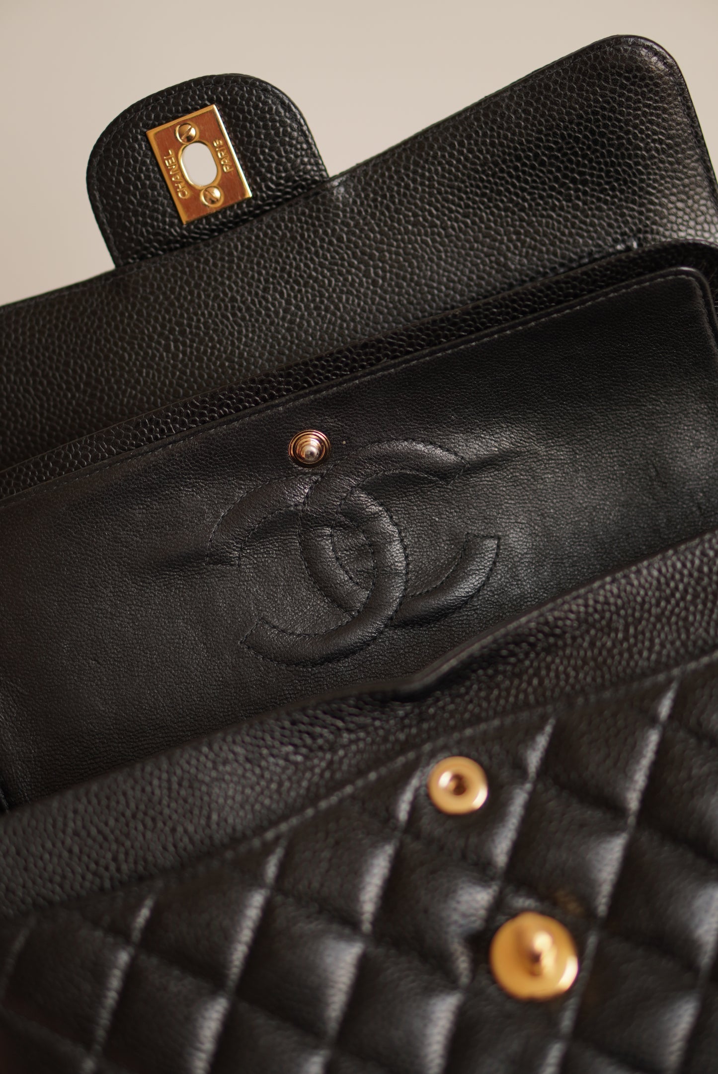 CHANEL CLASSIC SMALL DOUBLE FLAP | BLACK