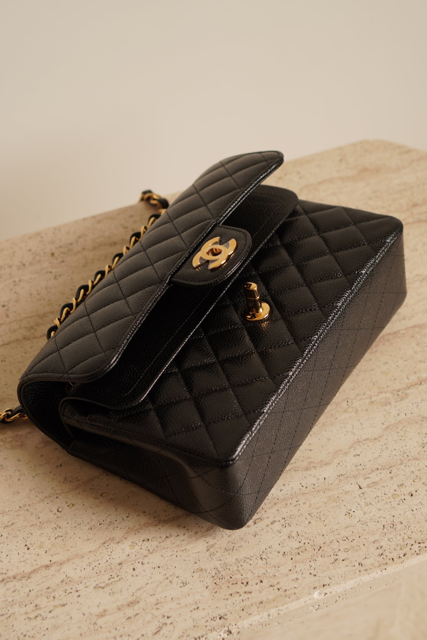 CHANEL CLASSIC SMALL DOUBLE FLAP | BLACK