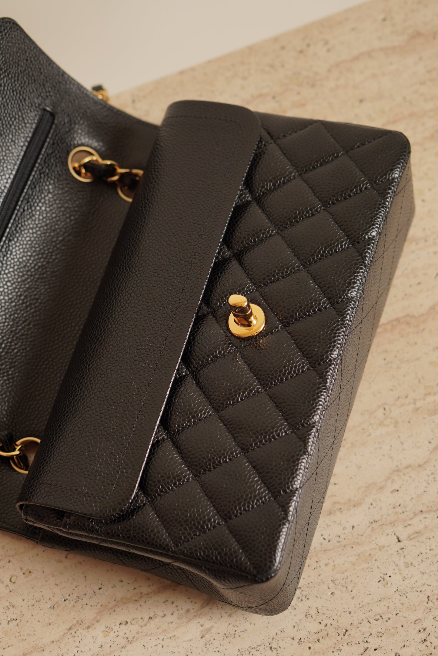 CHANEL CLASSIC SMALL DOUBLE FLAP | BLACK
