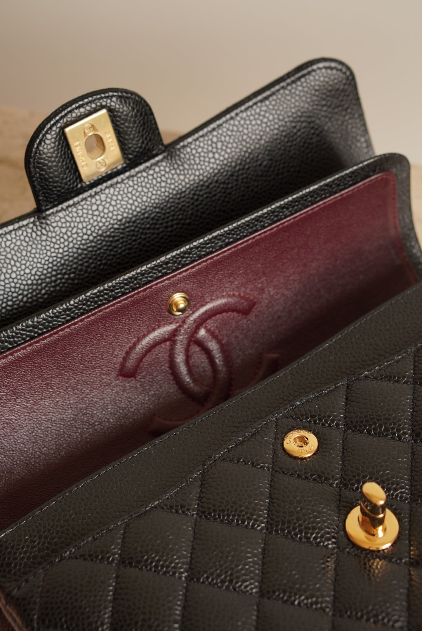 CHANEL CLASSIC SMALL DOUBLE FLAP | BLACK