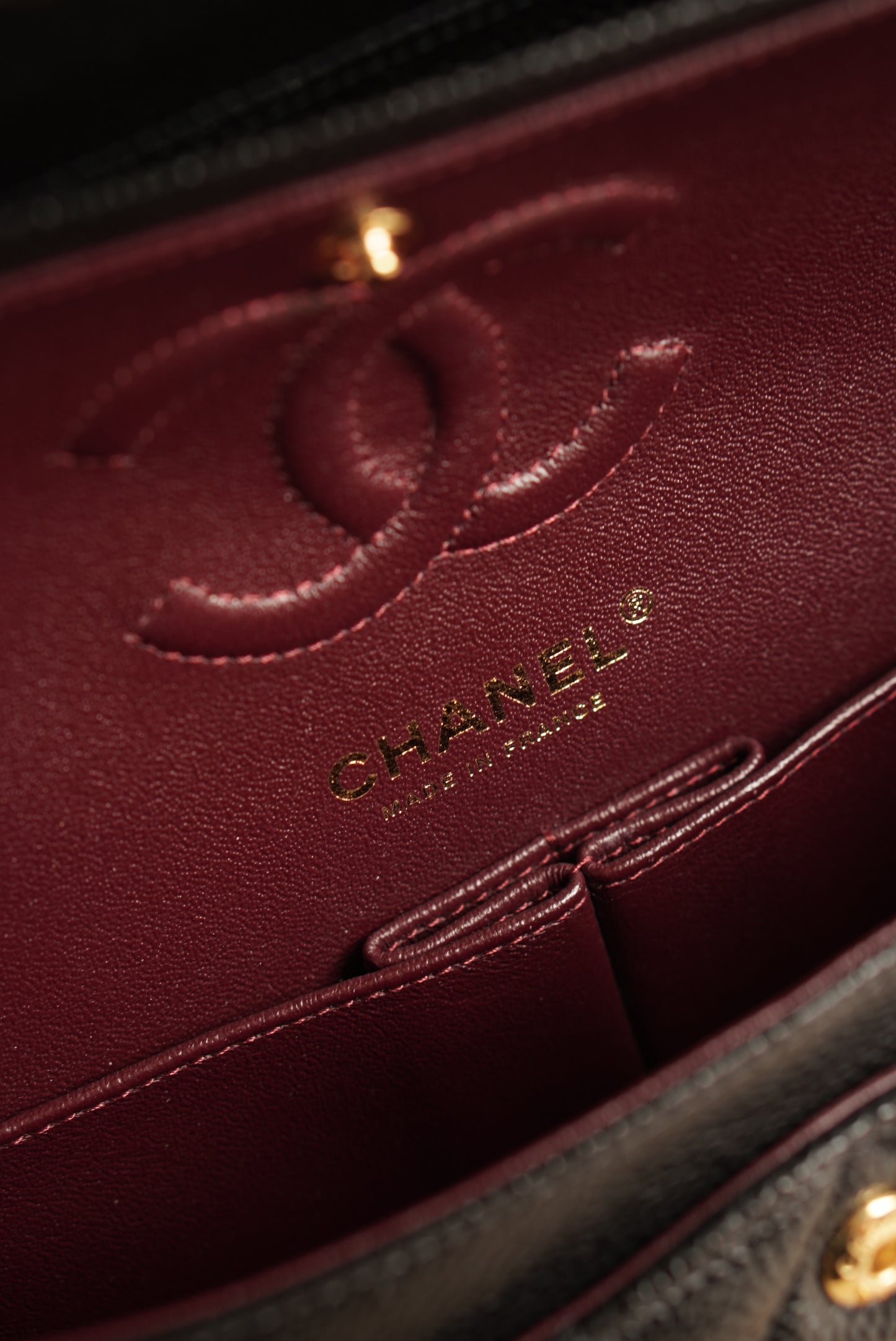 CHANEL CLASSIC SMALL DOUBLE FLAP | BLACK
