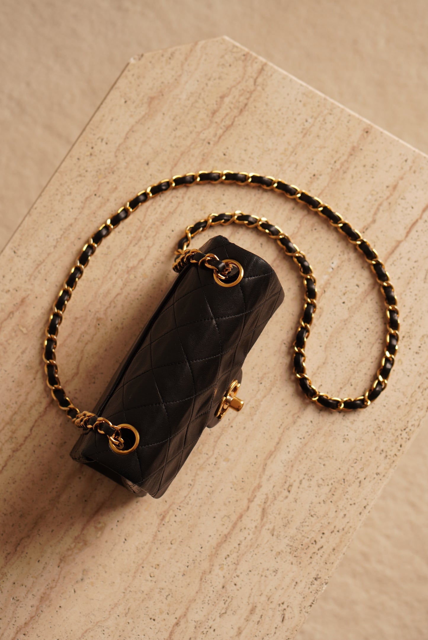 CHANEL CLASSIC MINI SQUARE | BLACK
