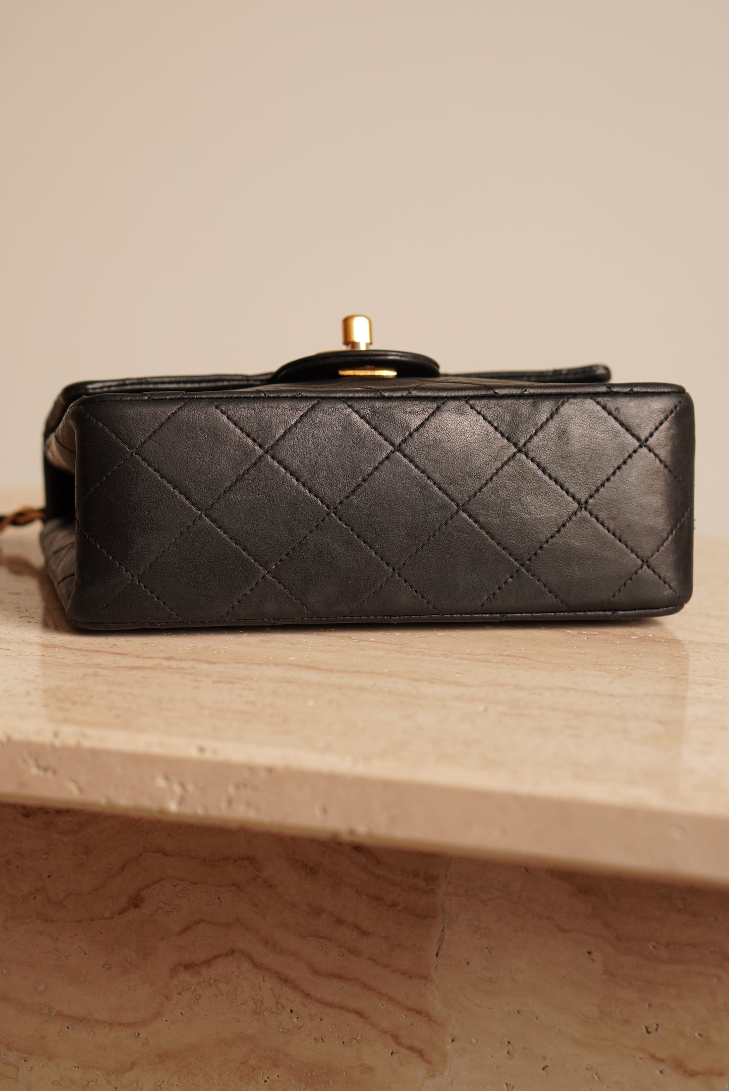 CHANEL CLASSIC MINI SQUARE | BLACK
