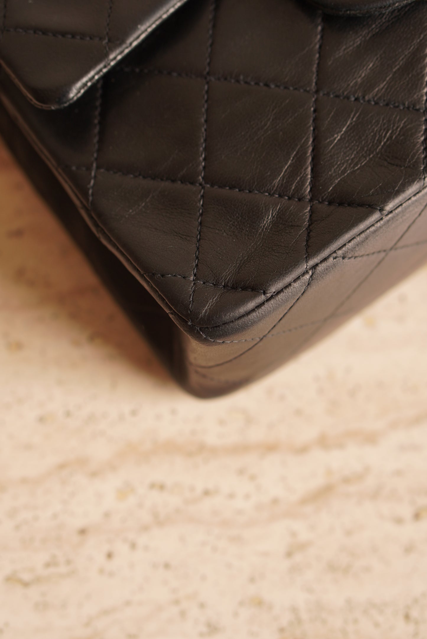 CHANEL CLASSIC MINI SQUARE | BLACK