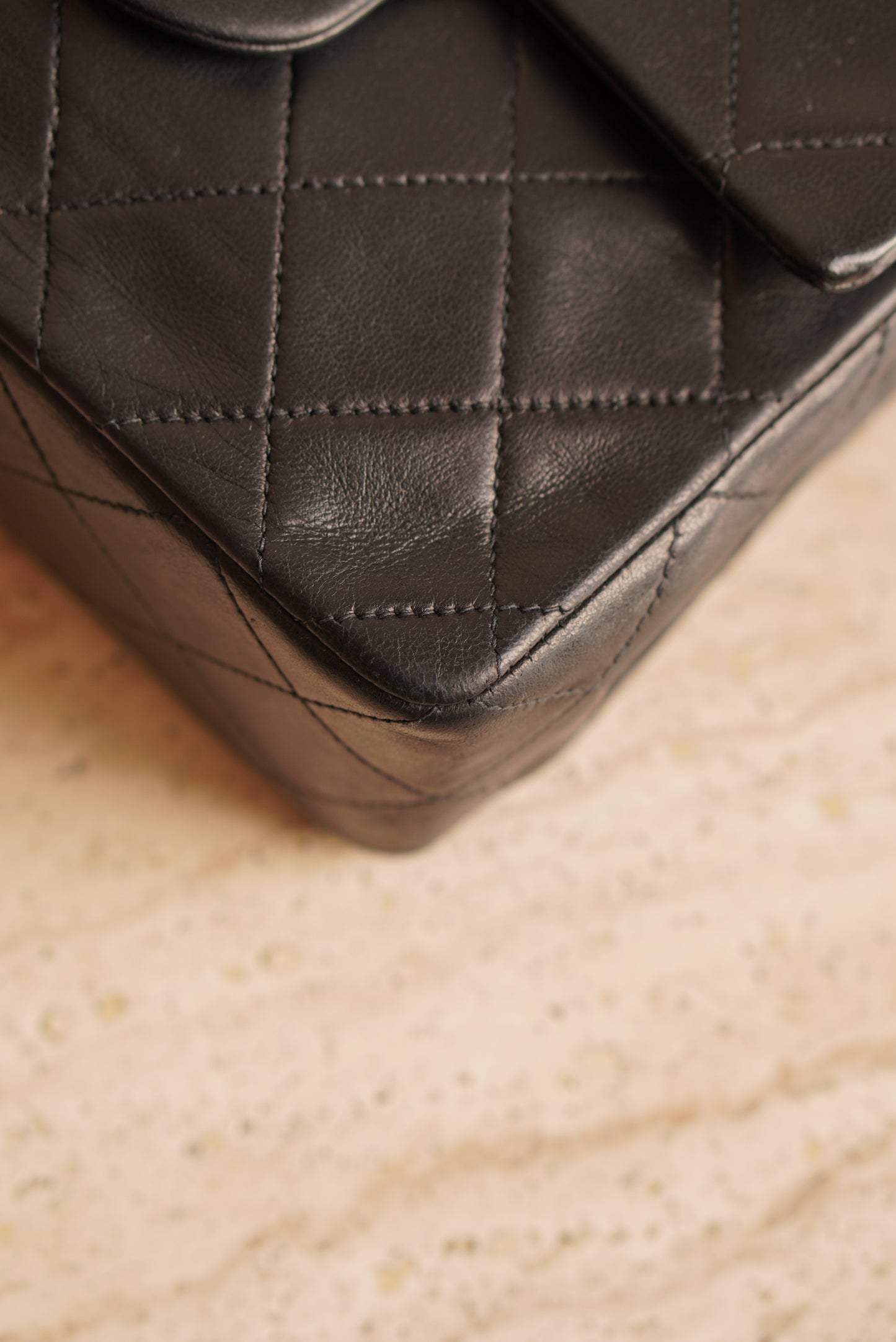 CHANEL CLASSIC MINI SQUARE | BLACK