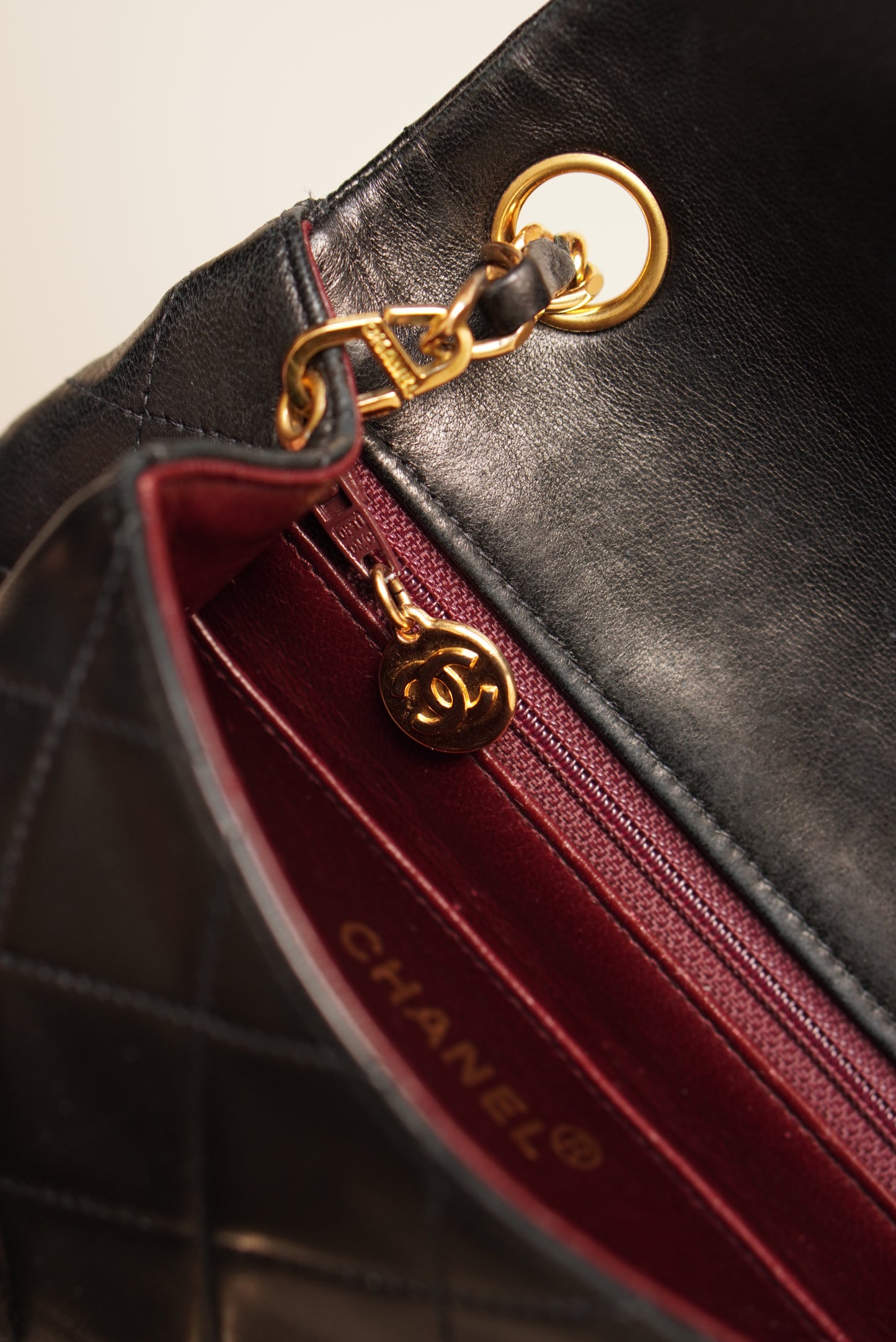 CHANEL CLASSIC MINI SQUARE | BLACK