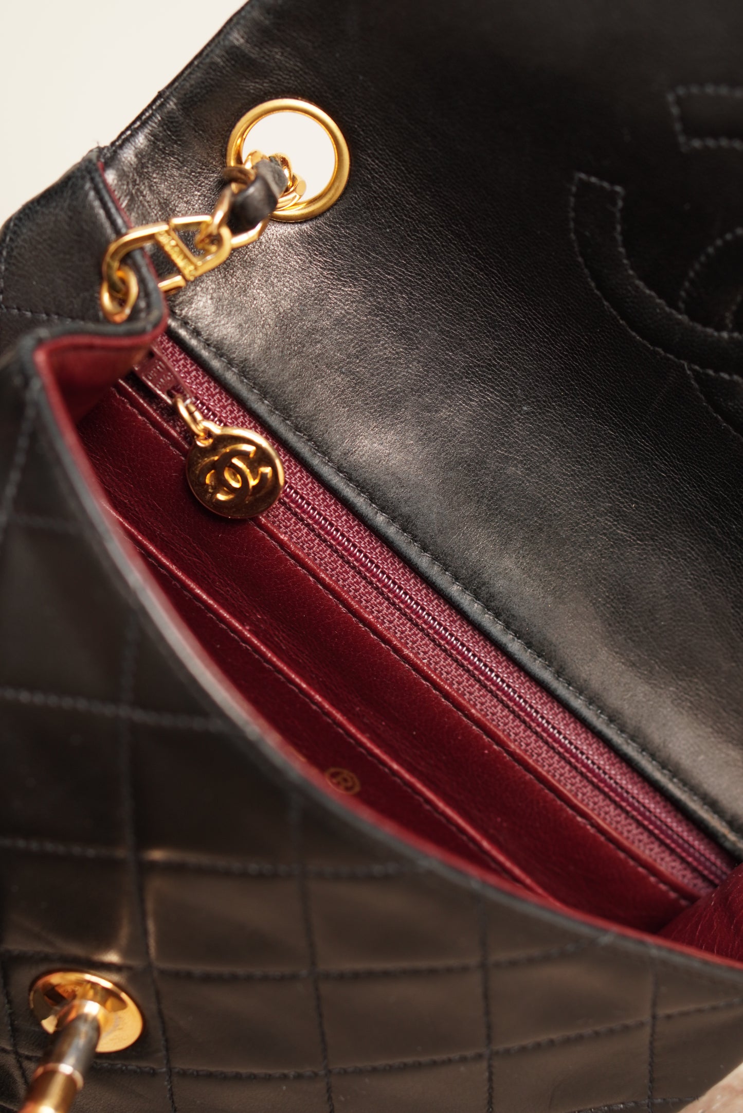 CHANEL CLASSIC MINI SQUARE | BLACK