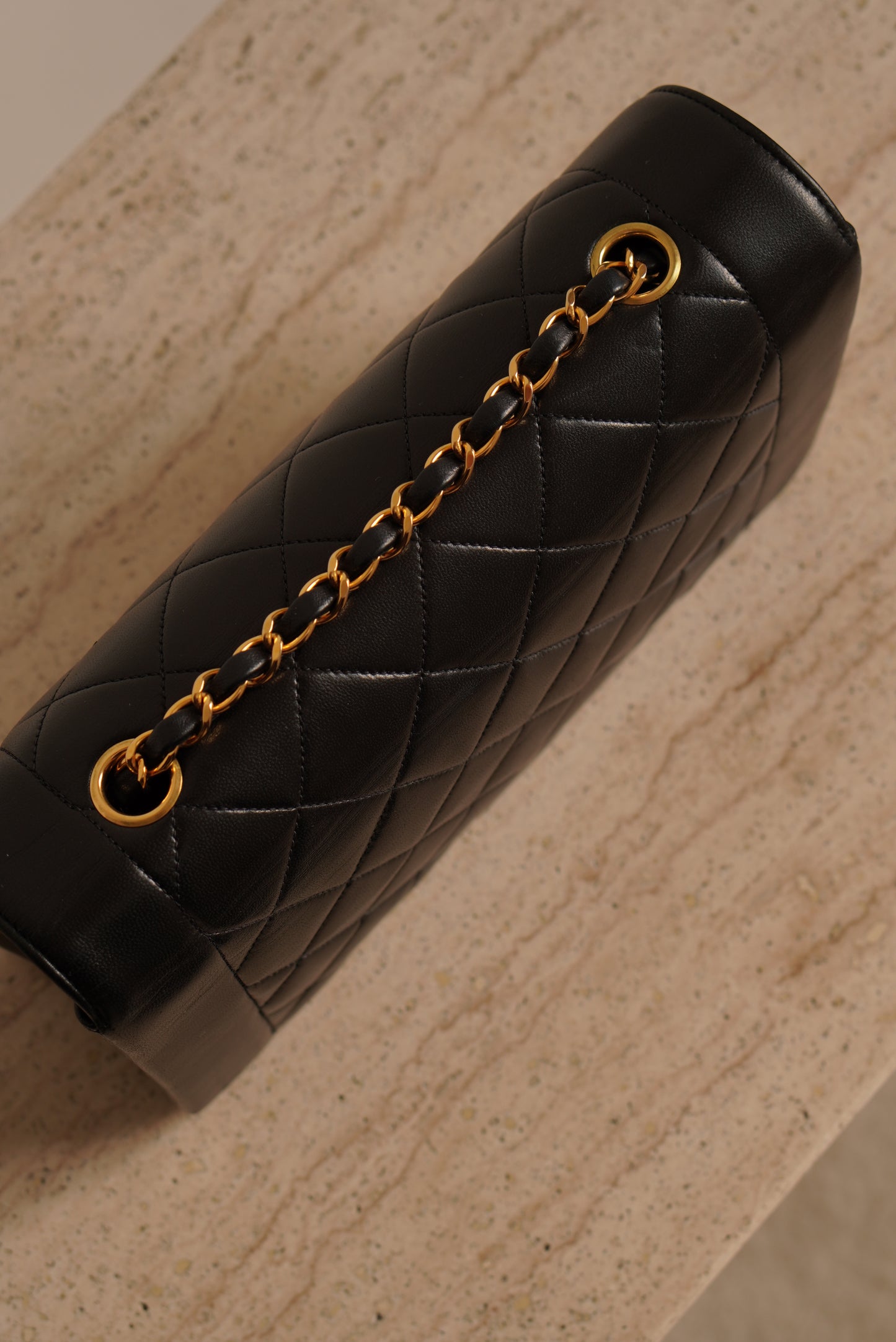 CHANEL DIANA MEDIUM FLAP BAG