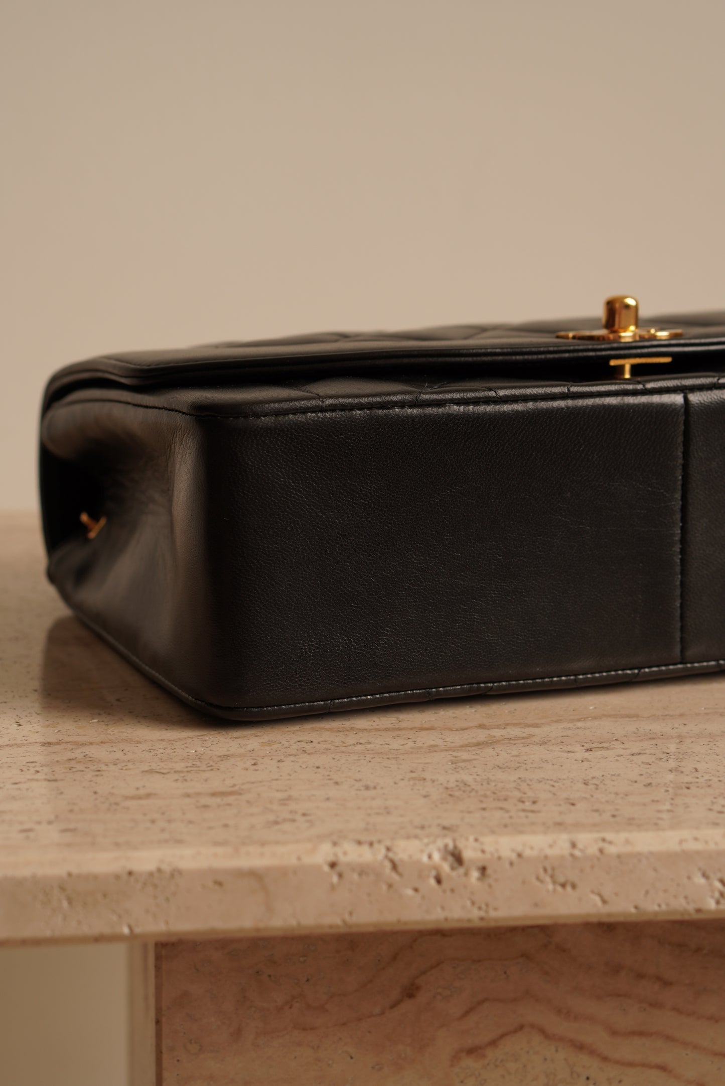 CHANEL DIANA MEDIUM FLAP BAG