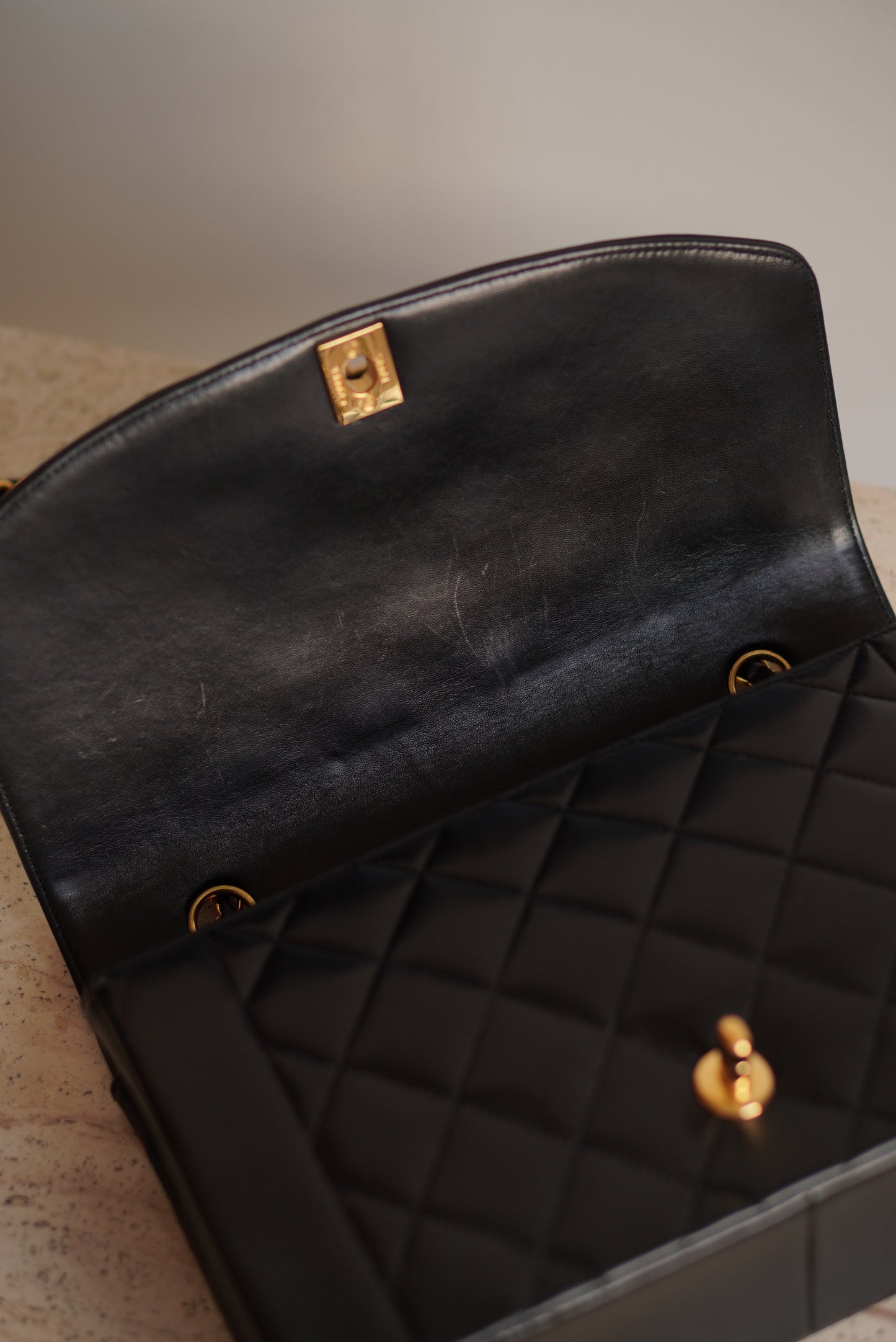 CHANEL DIANA MEDIUM FLAP BAG