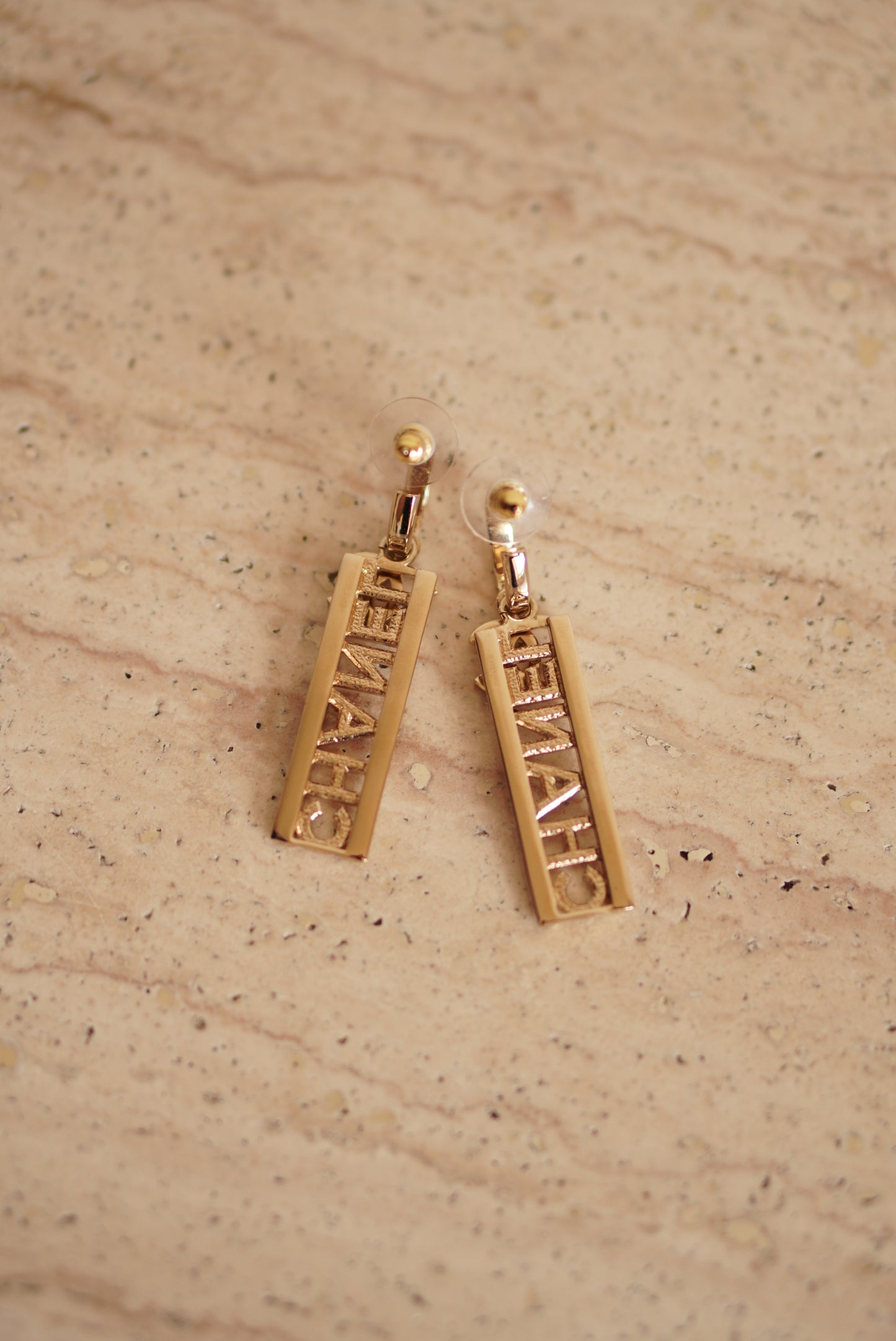 CHANEL EARRINGS B24 C