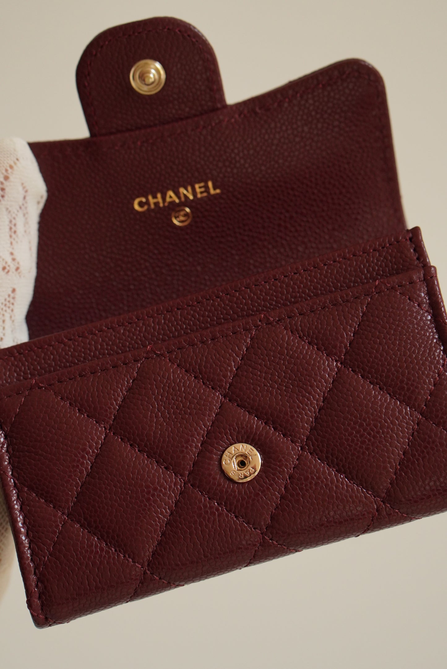 CHANEL FLAP CARD HOLDER | BURGUNDY