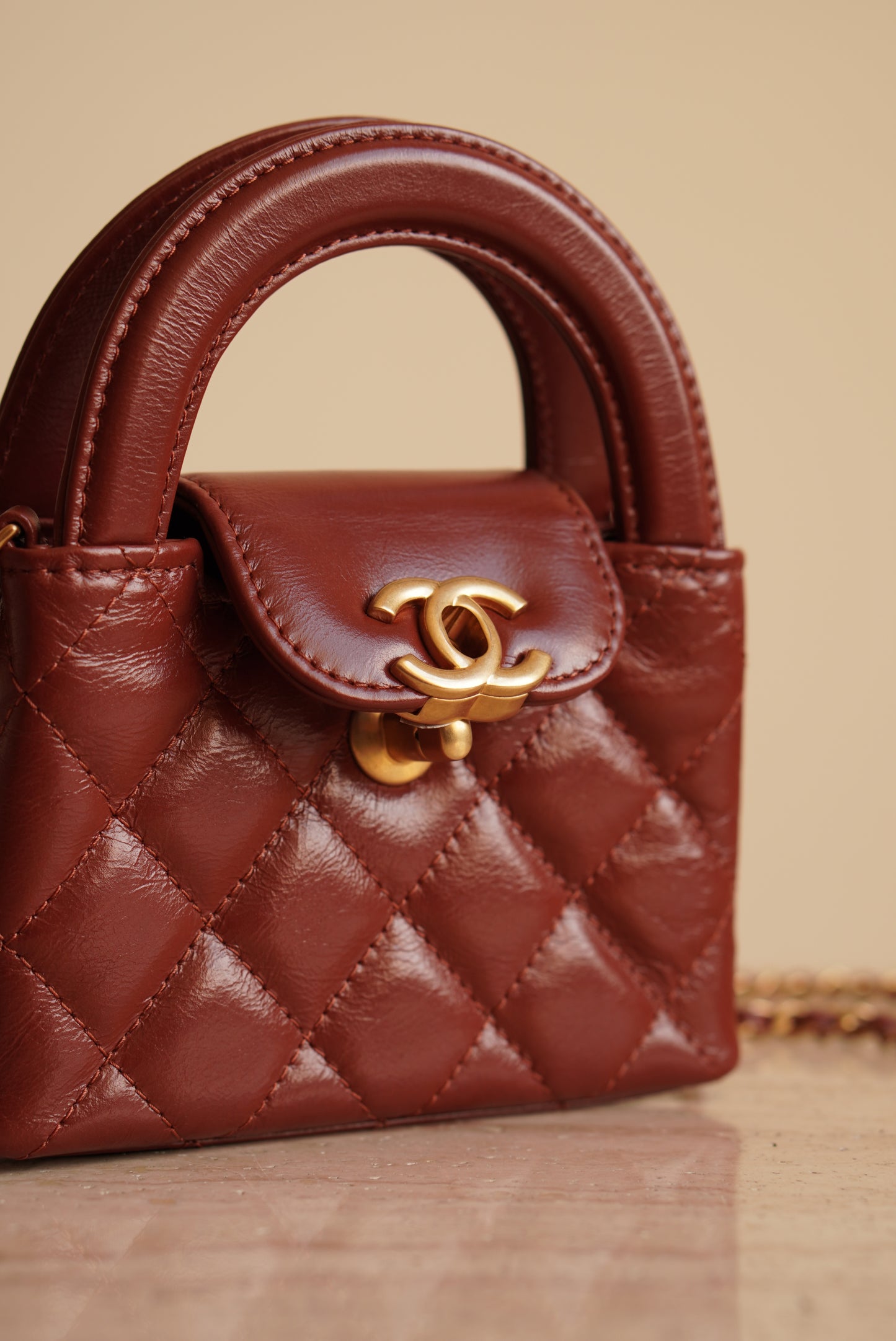 CHANEL 24A KELLY MICRO | BROWN