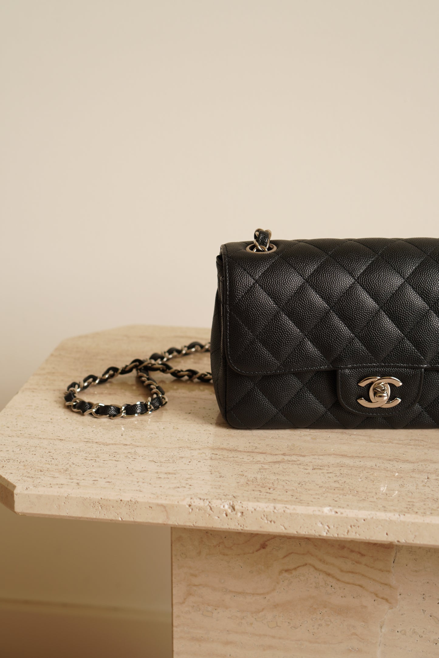 CHANEL 17C MINI RECTANGULAR | BLACK