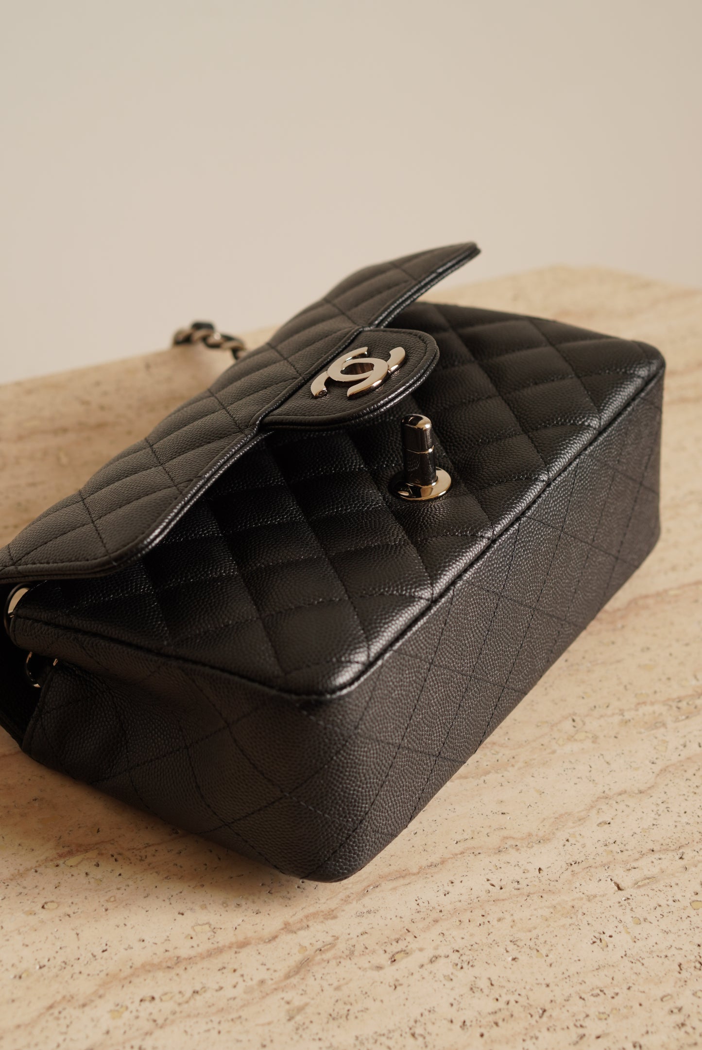 CHANEL 17C MINI RECTANGULAR | BLACK