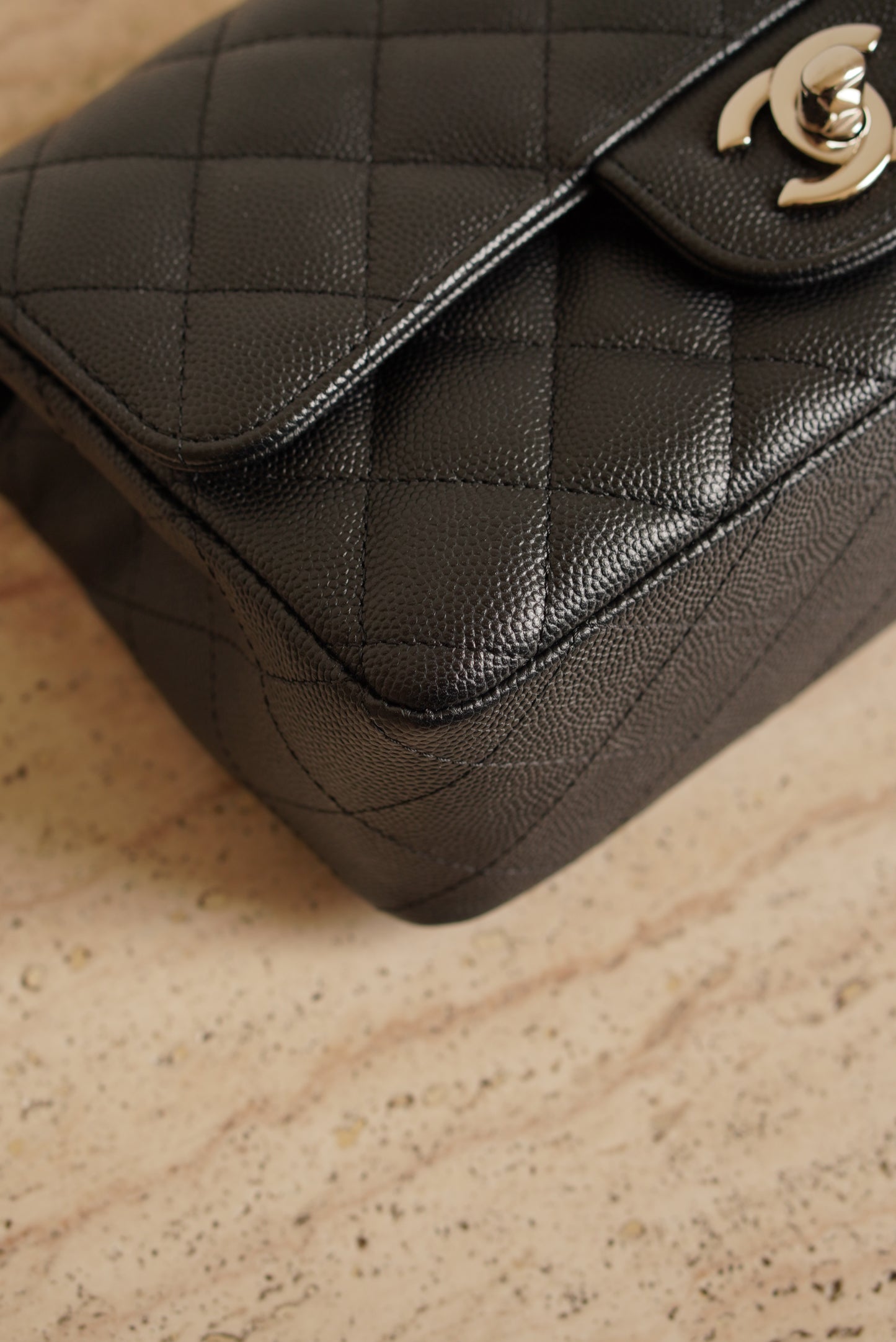 CHANEL 17C MINI RECTANGULAR | BLACK