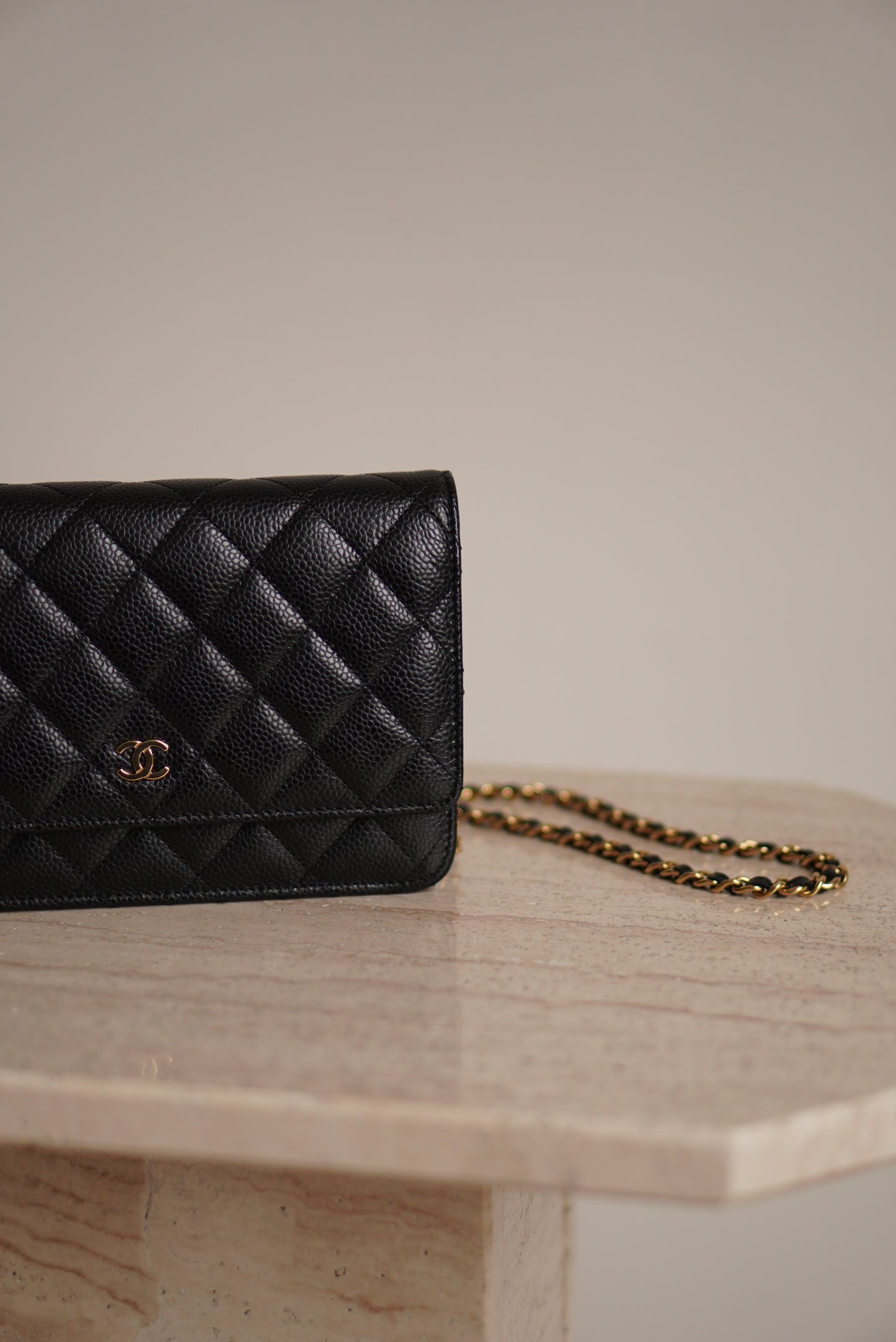 CHANEL WALLET ON CHAIN | BLACK
