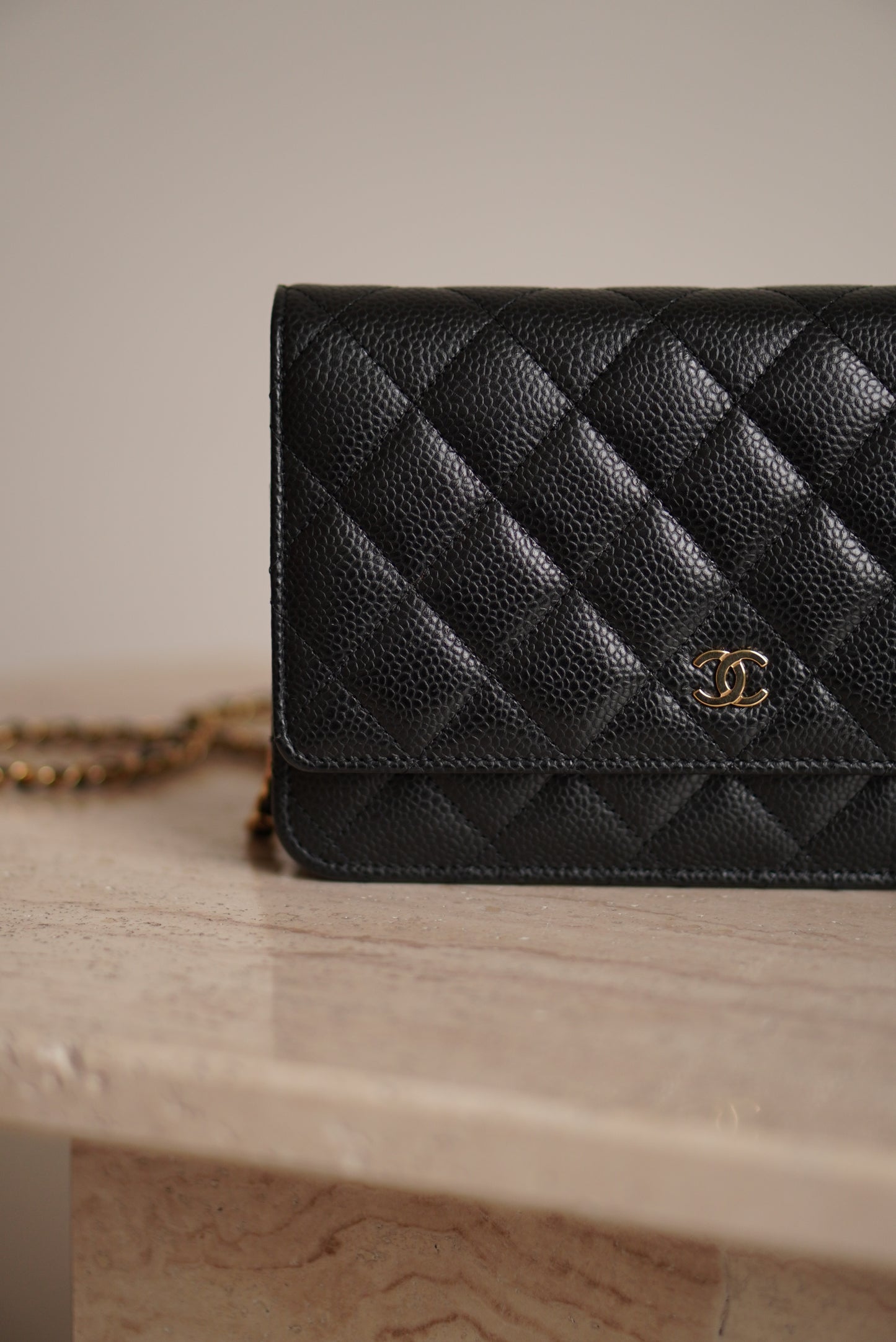 CHANEL WALLET ON CHAIN | BLACK