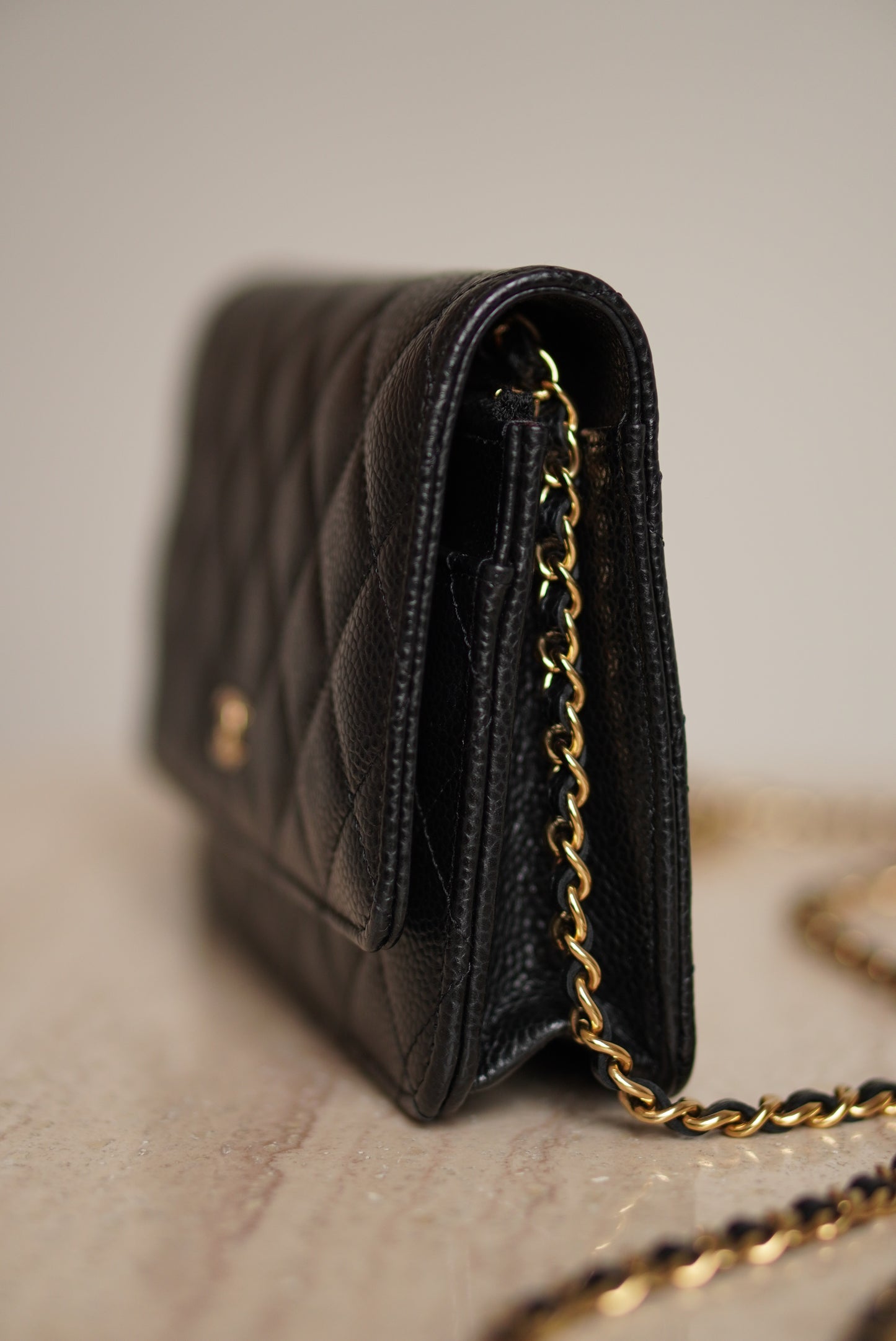 CHANEL WALLET ON CHAIN | BLACK