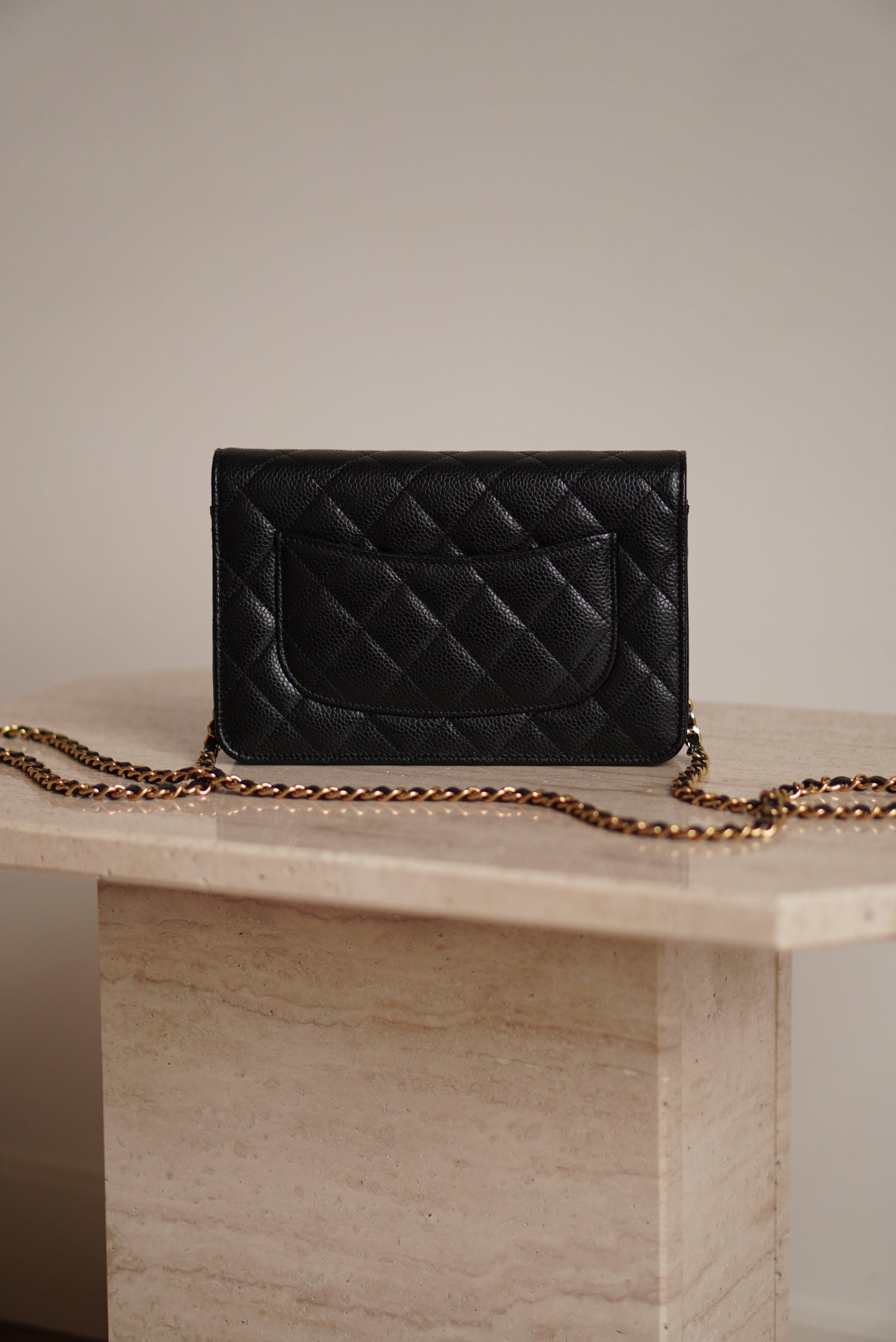 CHANEL WALLET ON CHAIN | BLACK