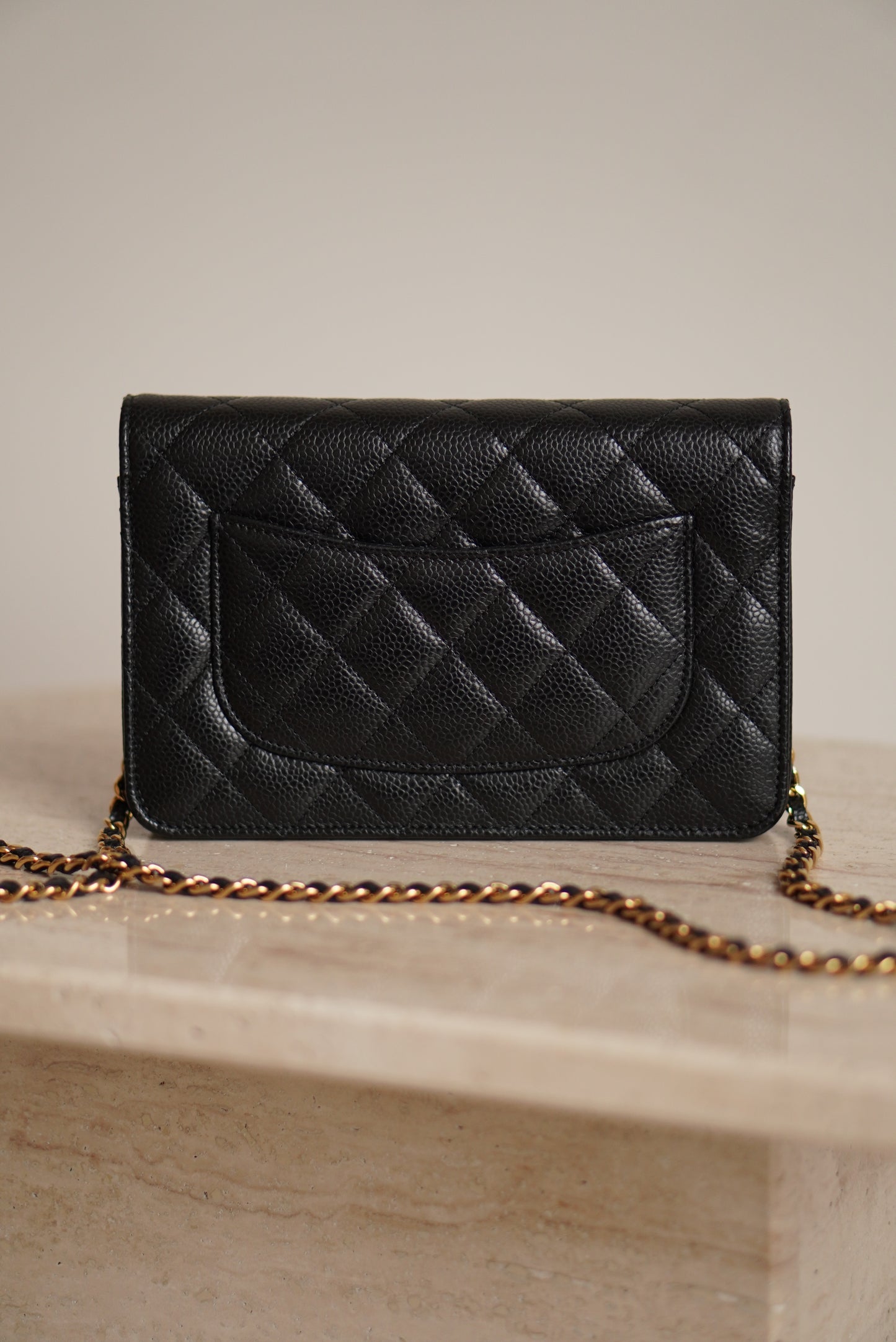 CHANEL WALLET ON CHAIN | BLACK