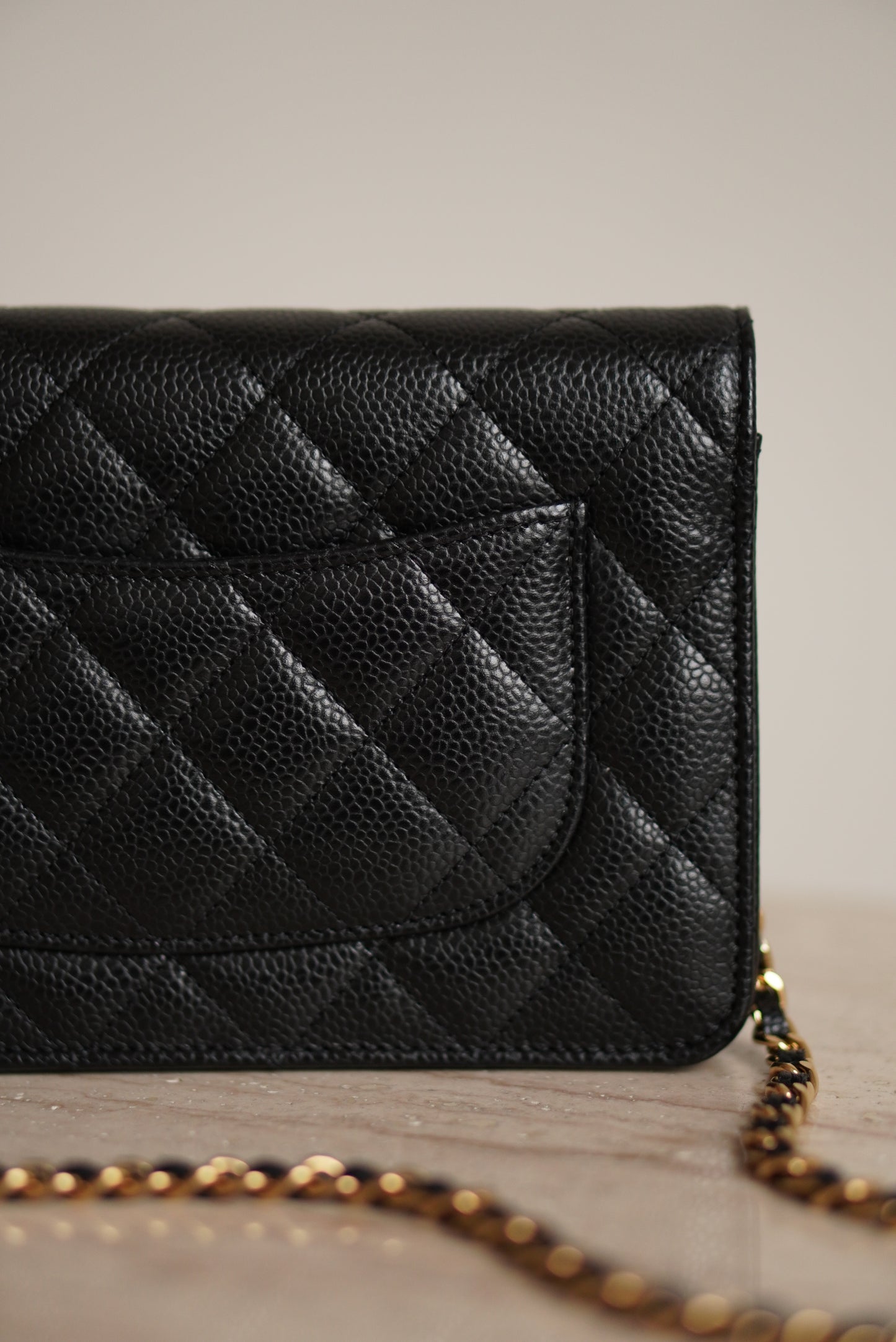 CHANEL WALLET ON CHAIN | BLACK
