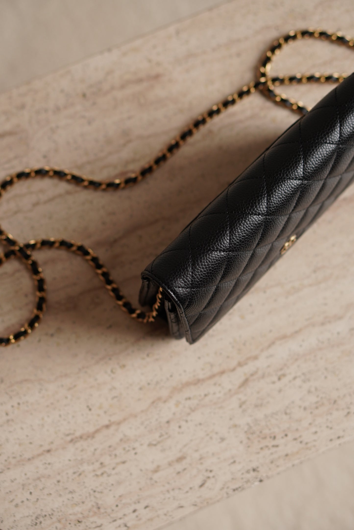 CHANEL WALLET ON CHAIN | BLACK