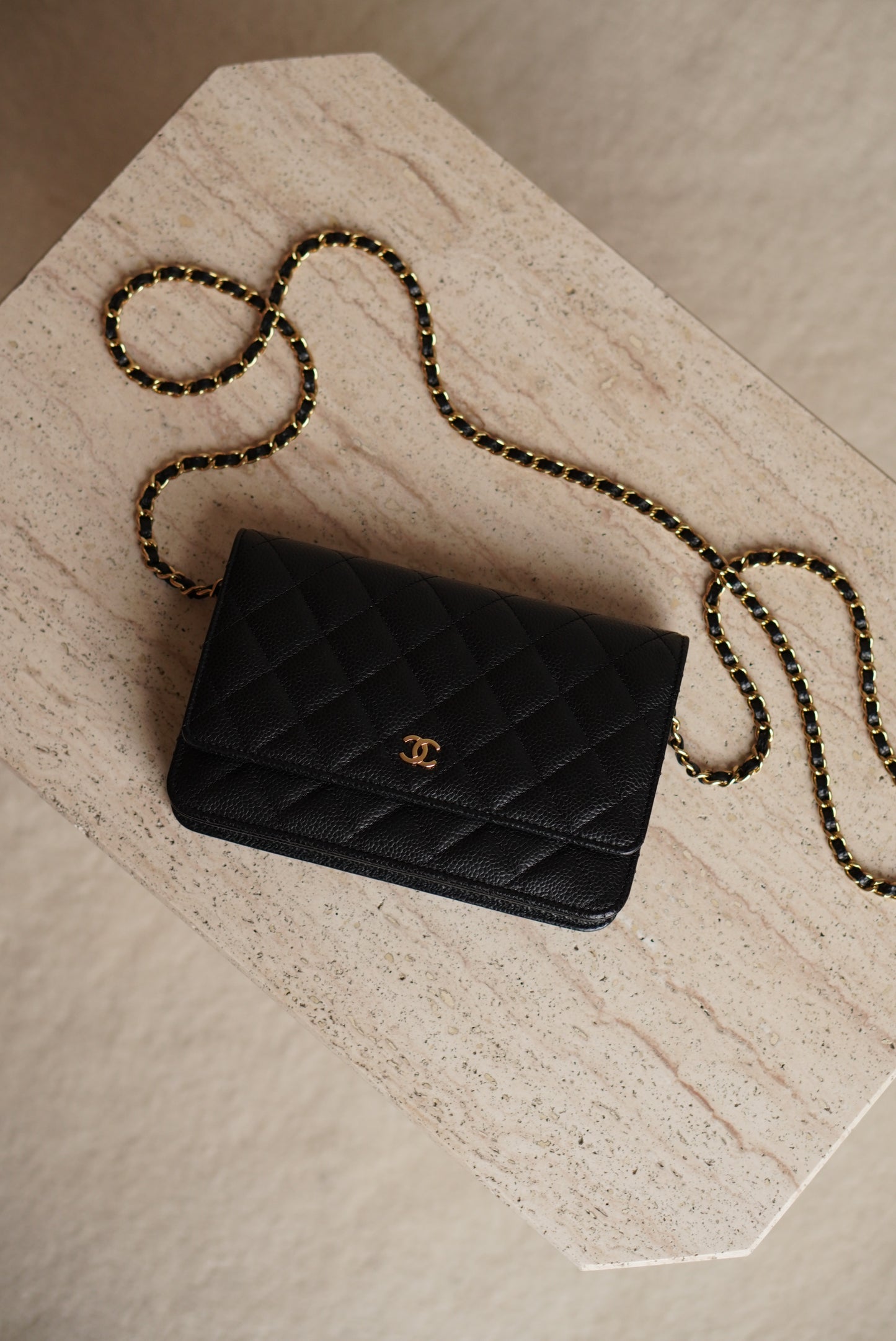 CHANEL WALLET ON CHAIN | BLACK