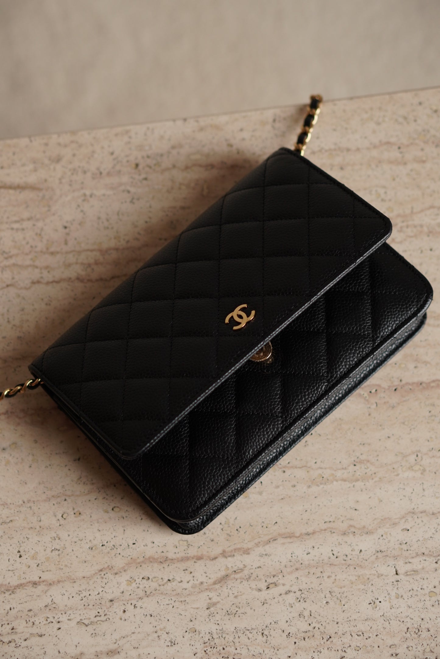 CHANEL WALLET ON CHAIN | BLACK