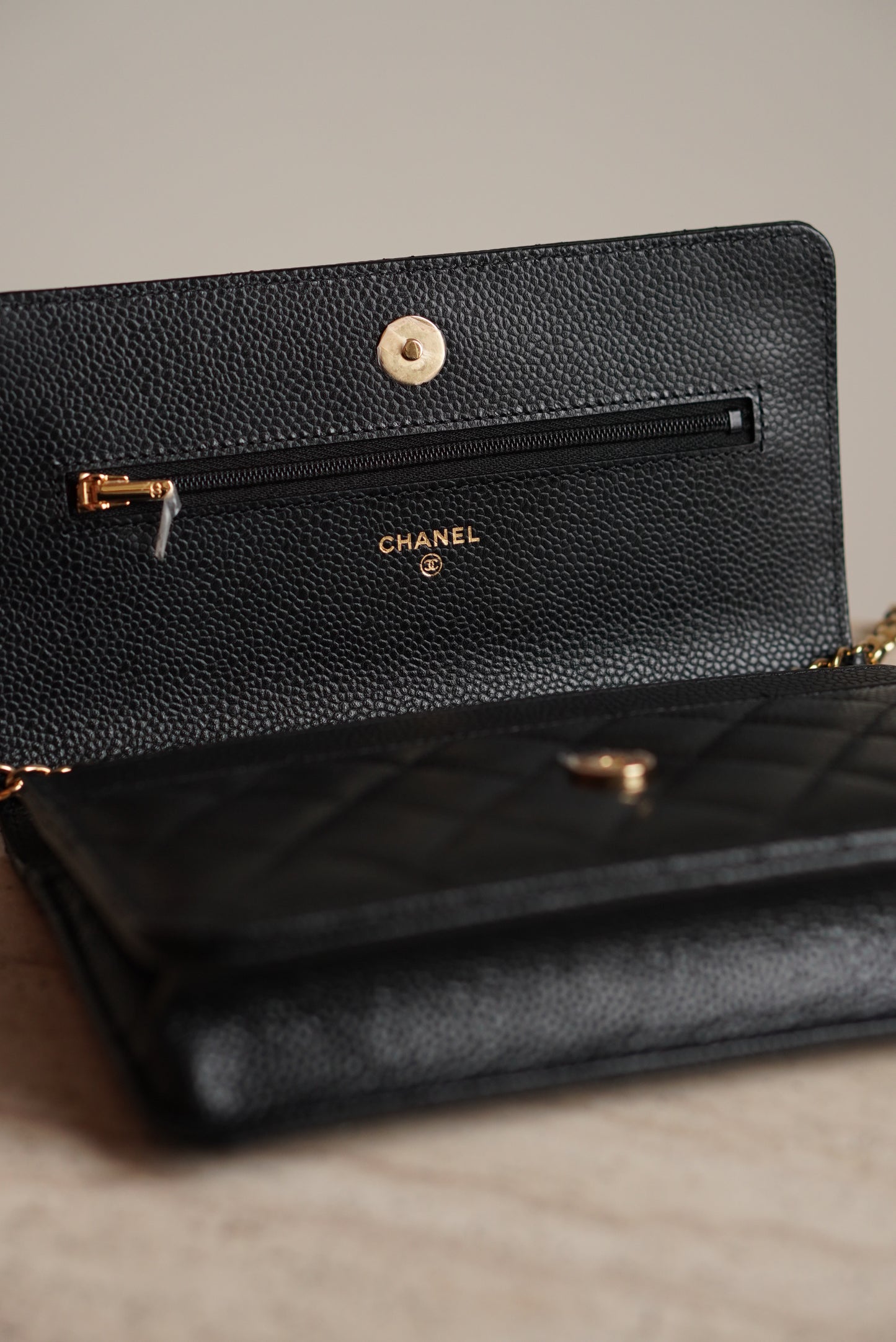 CHANEL WALLET ON CHAIN | BLACK