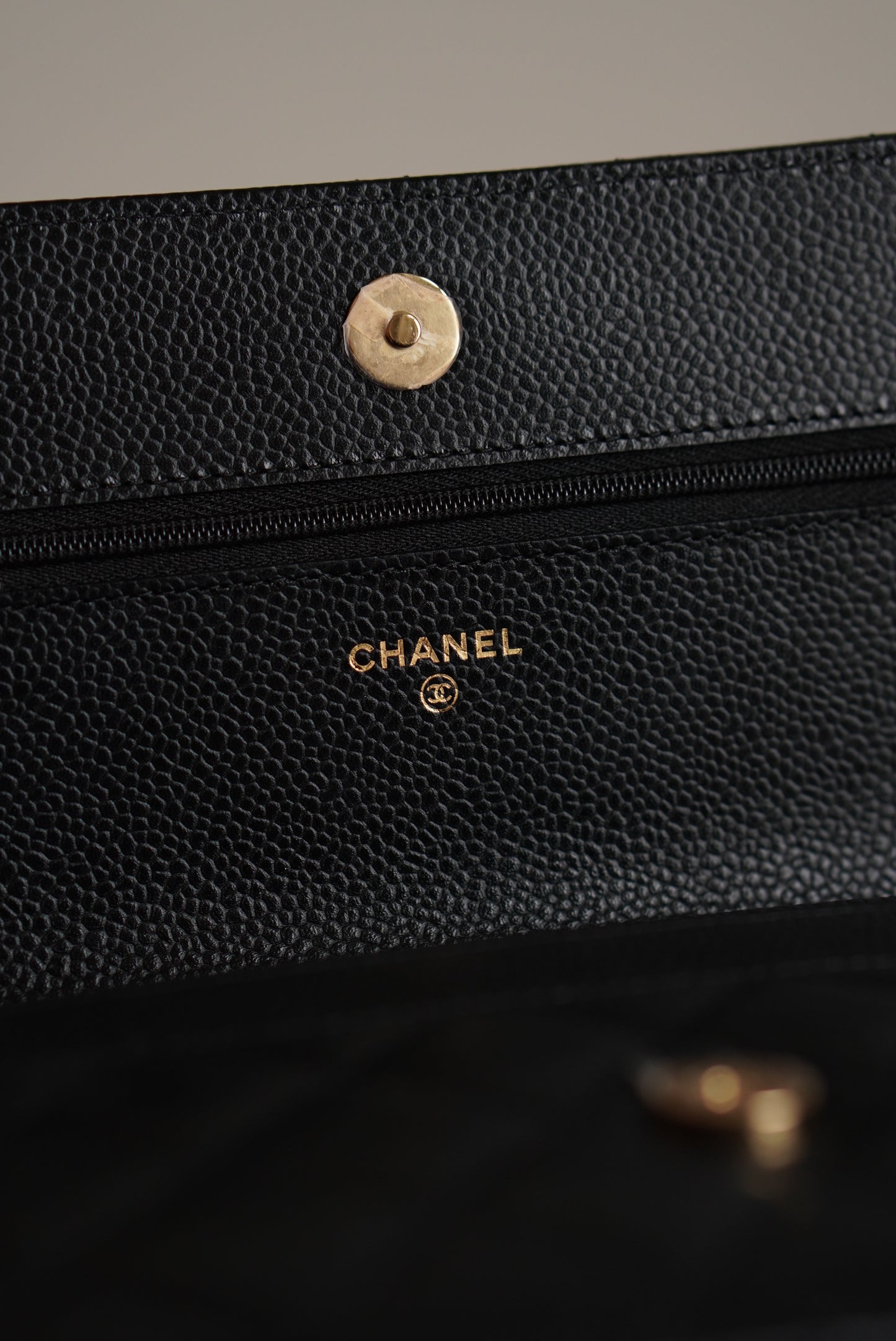 CHANEL WALLET ON CHAIN | BLACK